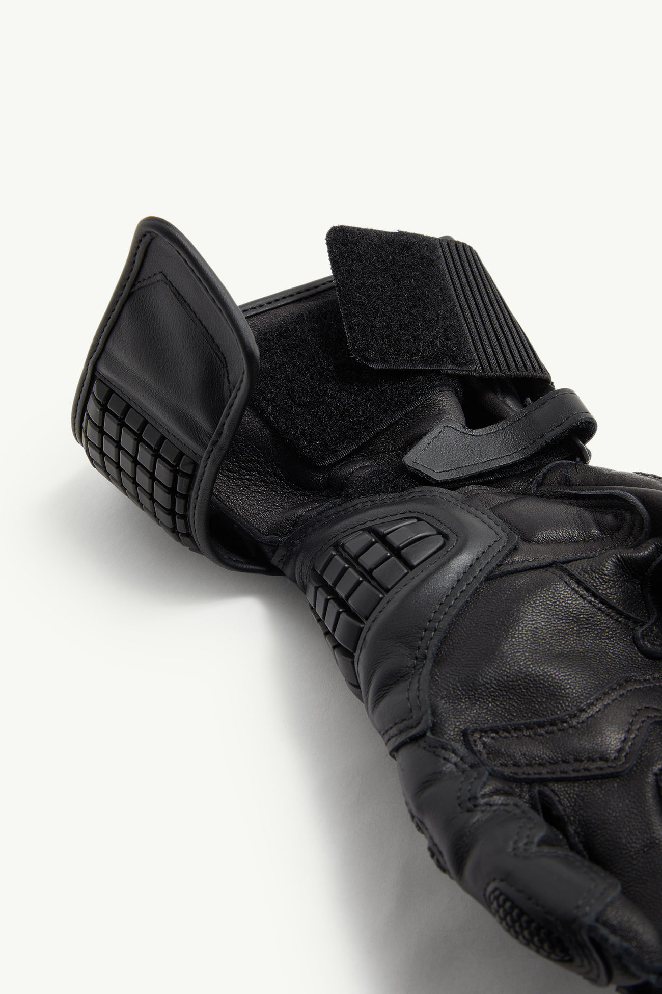 Moncler x A$AP Rocky Leather Gloves Men Black Moncler 5