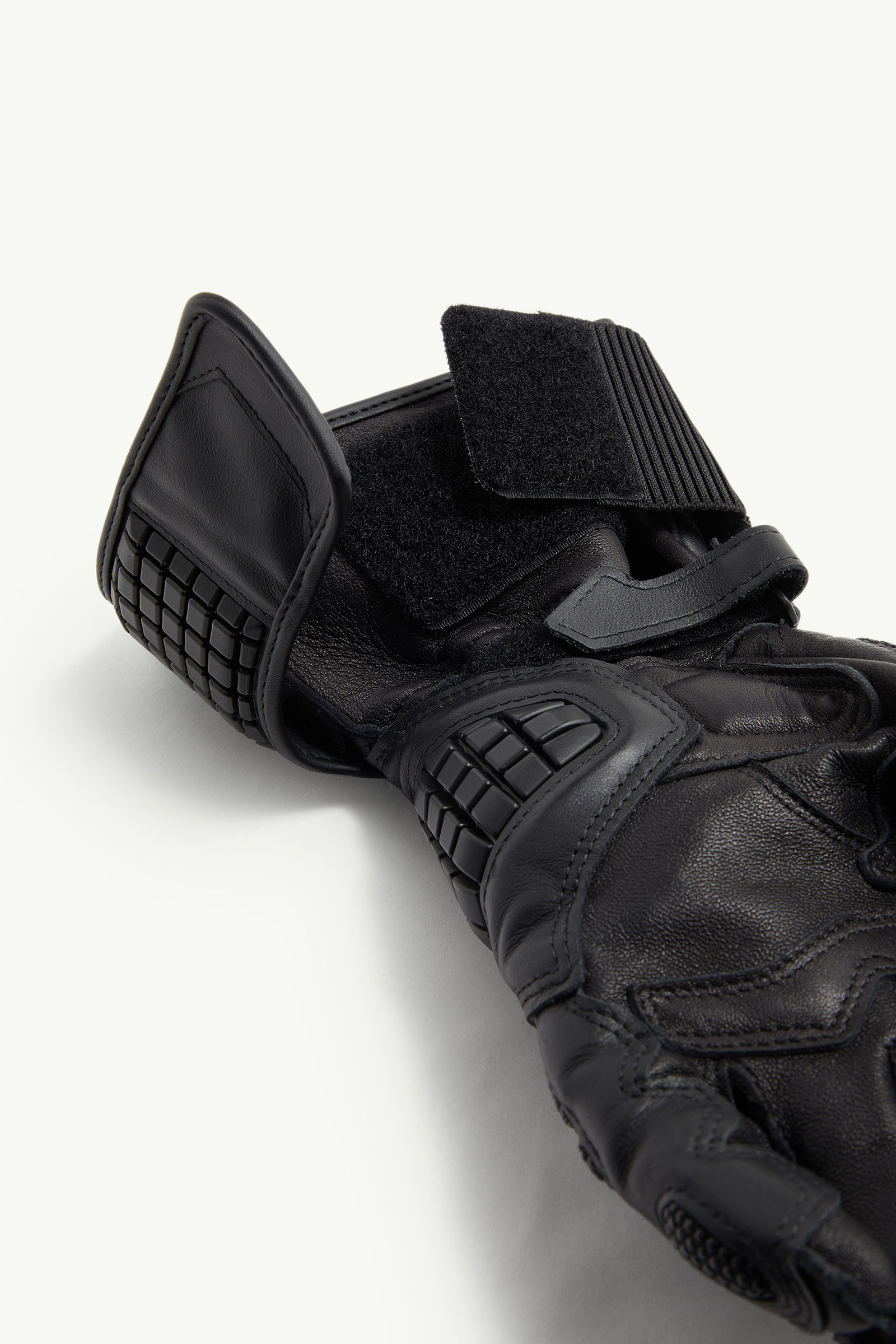 Moncler x A$AP Rocky Leather Gloves Men Black Moncler 5