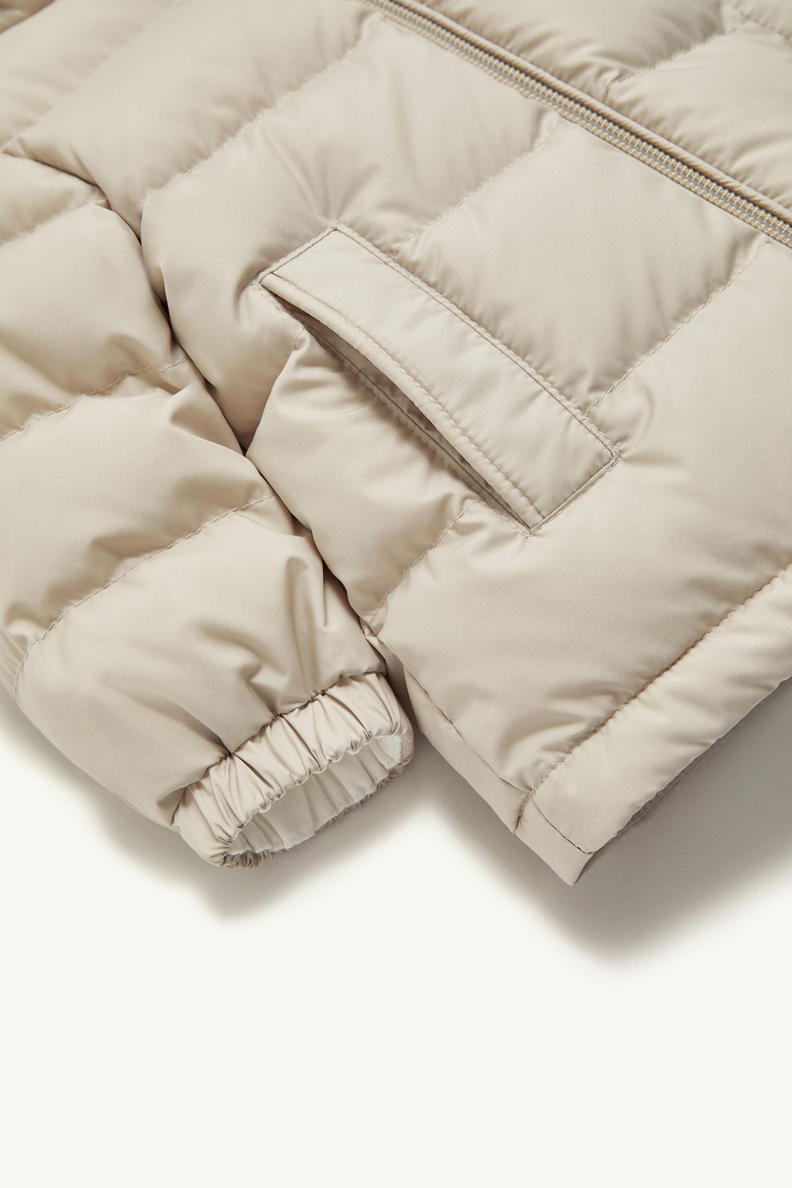 Najan Daunenjacke mit Kapuze Genderneutral Hellbeige Moncler 3