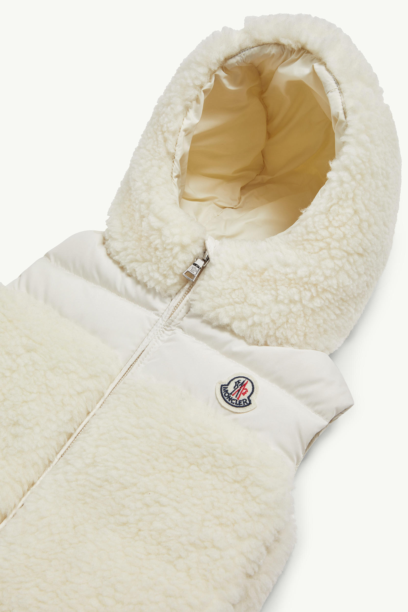 Botha Hooded Teddy Down Gilet Girl White Moncler 1