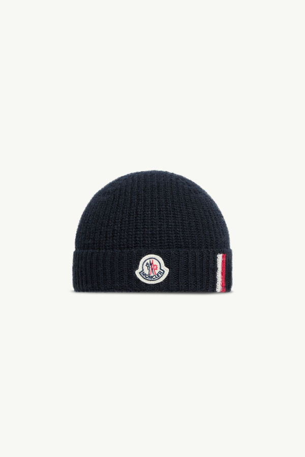 https://moncler-cdn.thron.com/api/v1/content-delivery/shares/dpx6uv/contents/K29513B00013M1241742_F/image/K29513B00013M1241742_F