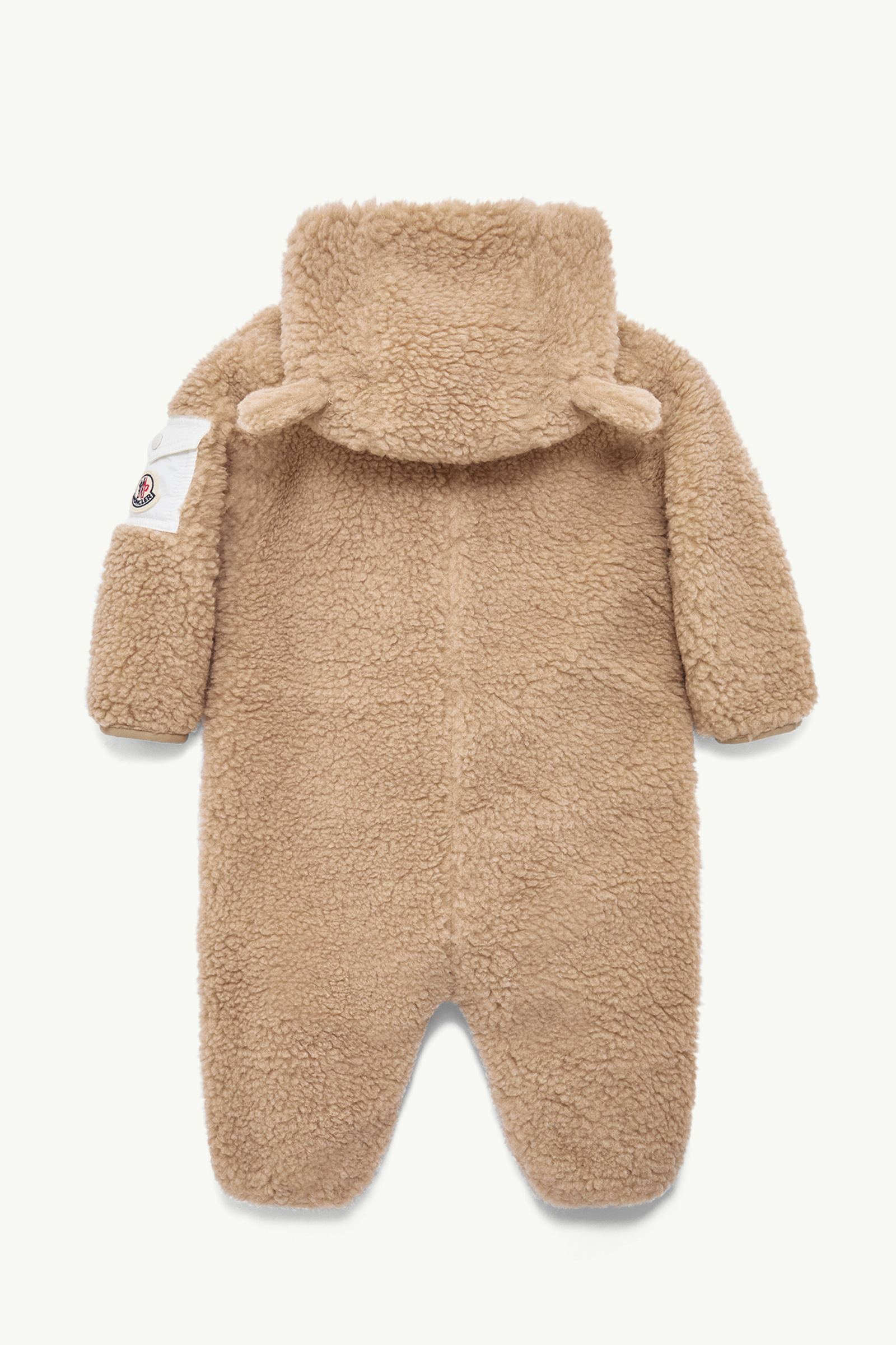MONCLER2025春夏新作BABY ロゴ付きダウンジャケットJERRY /3M~3A MONCLER2025春夏新作BABY ロゴ付きダウンジャケットJERRY /3M~3A
