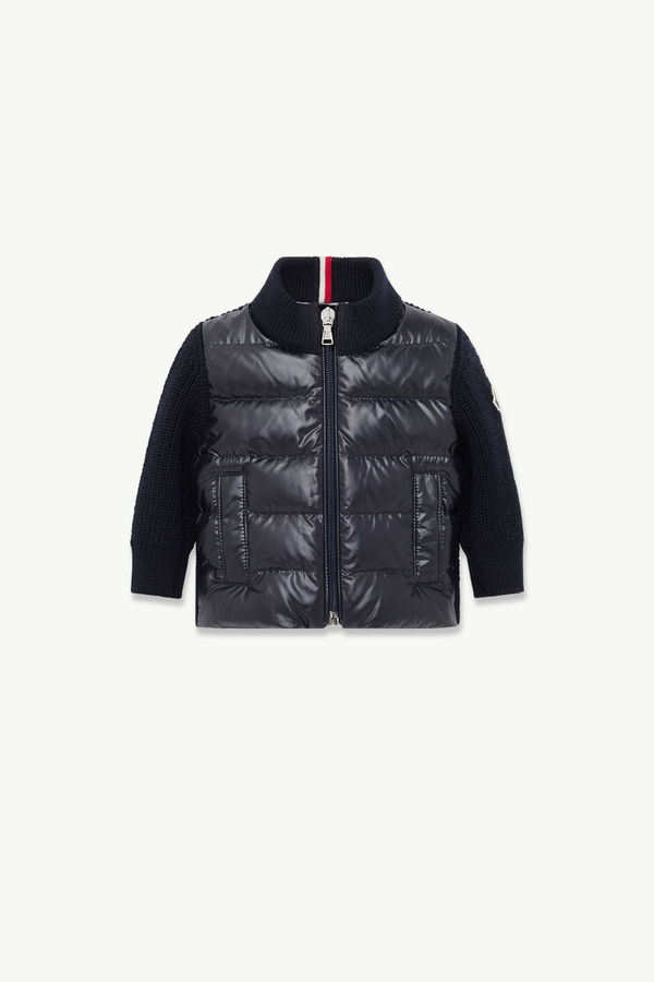 https://moncler-cdn.thron.com/api/v1/content-delivery/shares/dpx6uv/contents/K29519B00002M1131742_F/image/K29519B00002M1131742_F