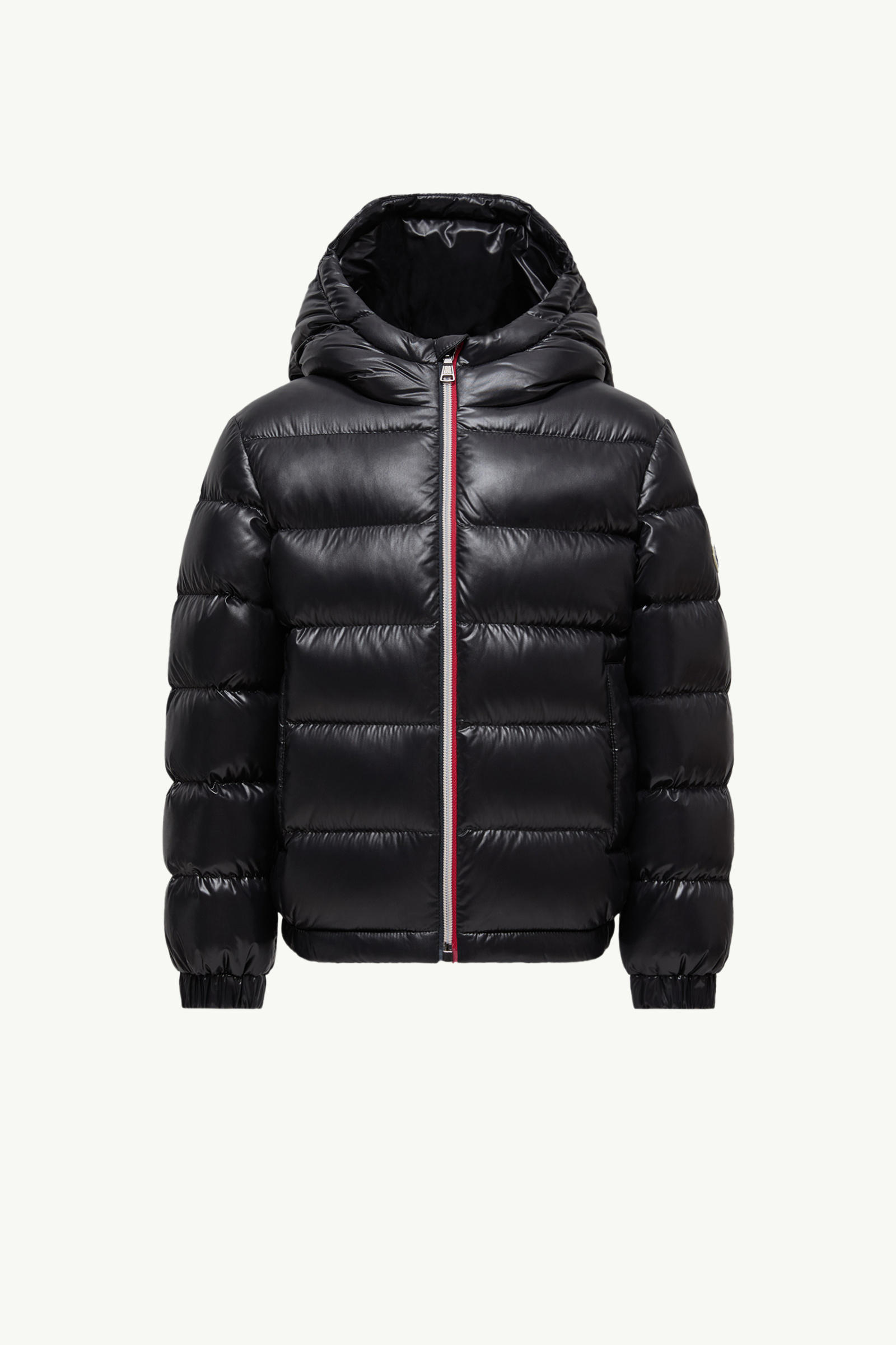 https://moncler-cdn.thron.com/api/v1/content-delivery/shares/dpx6uv/contents/K29541A00022597Z8999_F/image/K29541A00022597Z8999_F