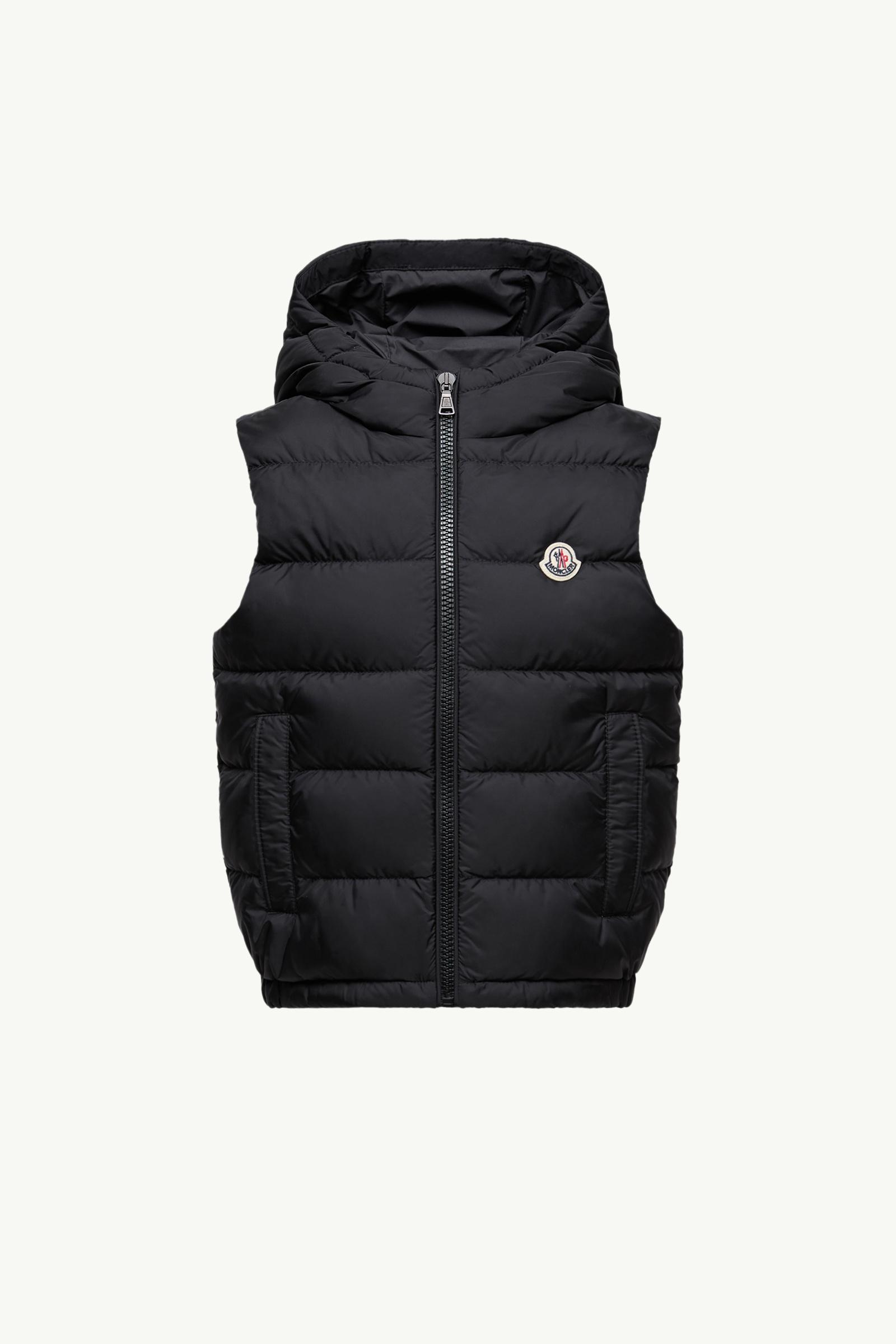 Fudo Hooded Down Gilet_findInBoutique_image