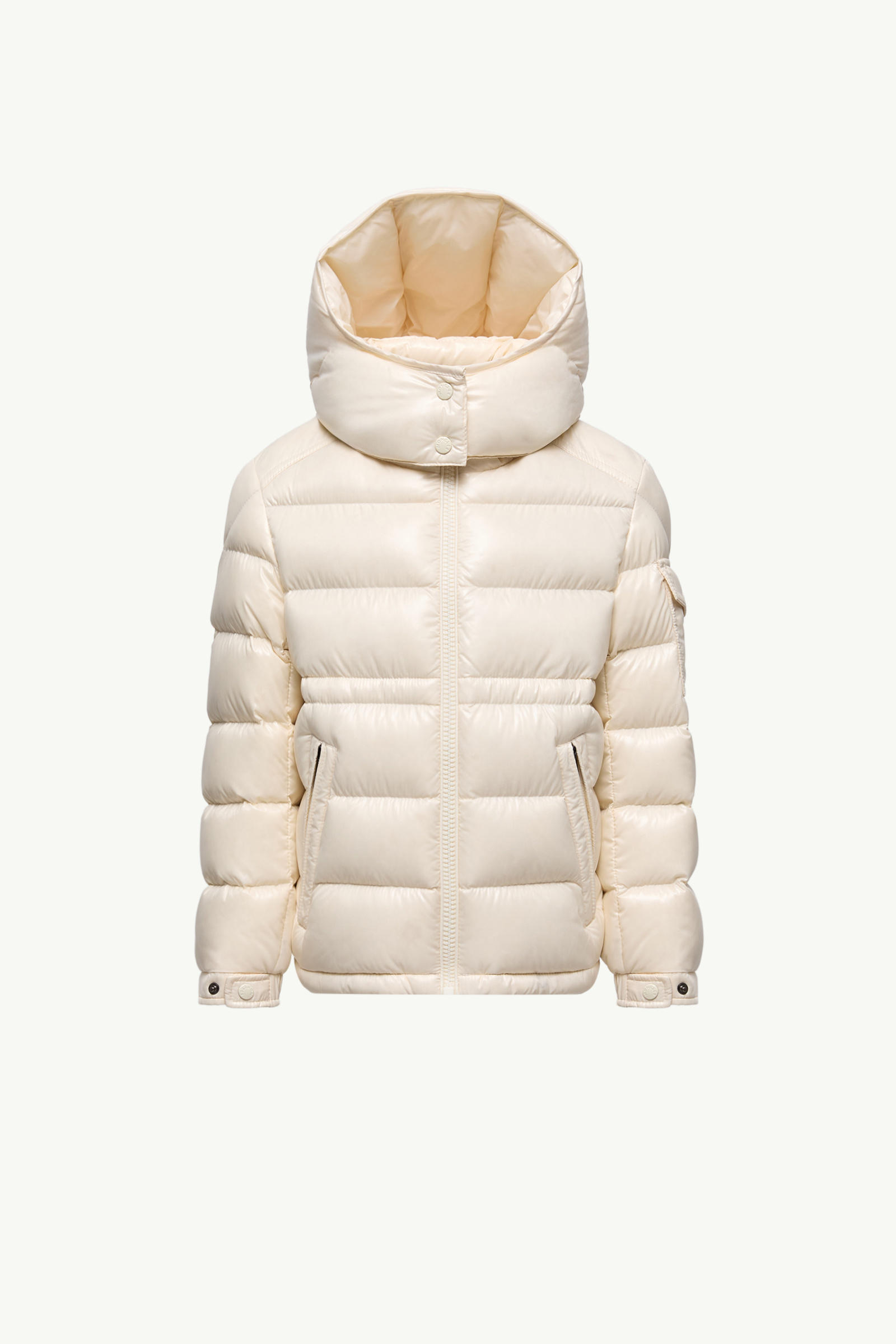 https://moncler-cdn.thron.com/api/v1/content-delivery/shares/dpx6uv/contents/K29541A00043597Z8070_F/image/K29541A00043597Z8070_F