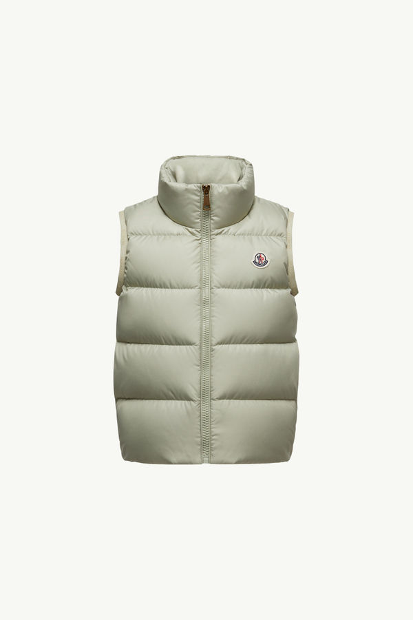 https://moncler-cdn.thron.com/api/v1/content-delivery/shares/dpx6uv/contents/K29541A0005654AQE82U_F/image/K29541A0005654AQE82U_F