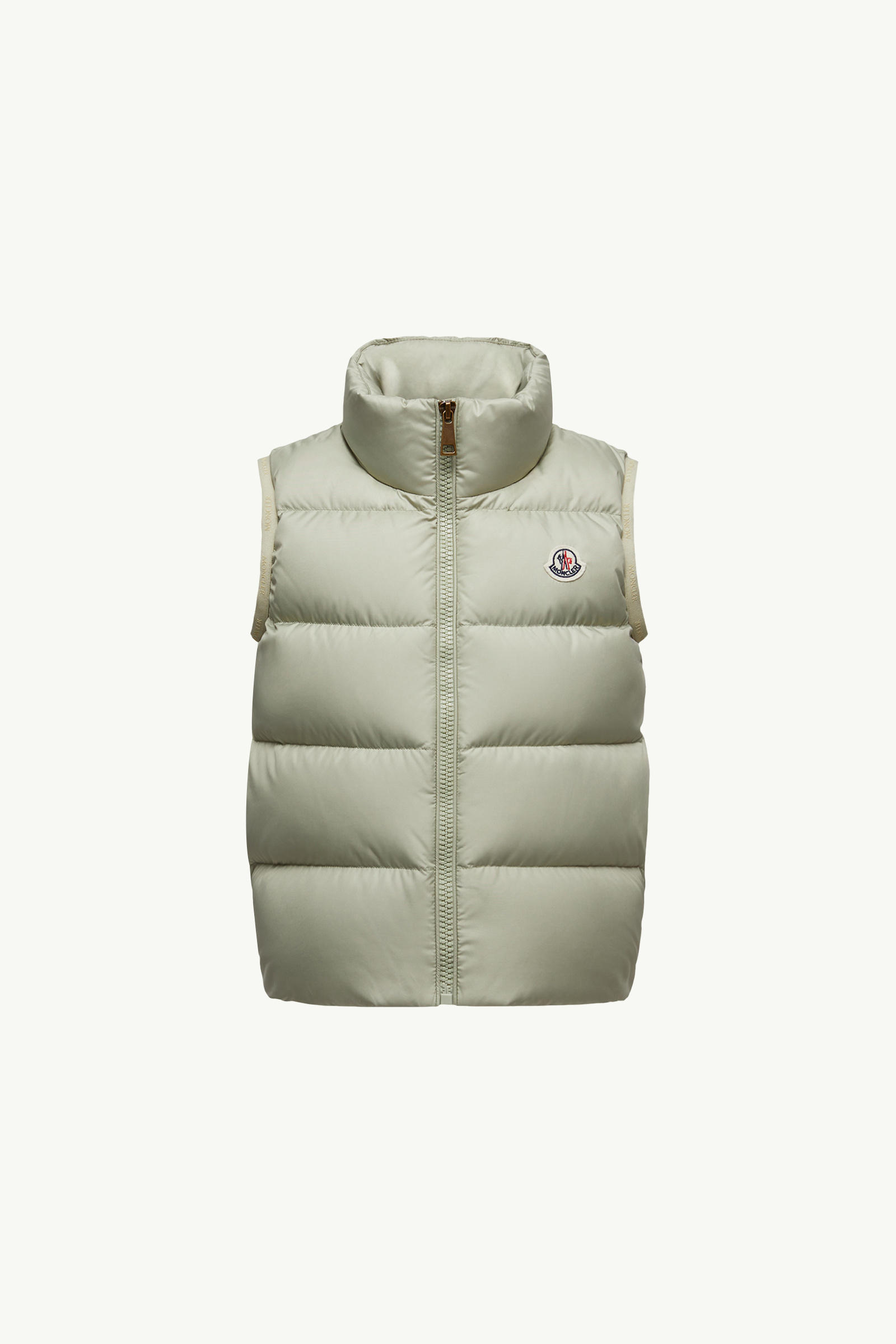 https://moncler-cdn.thron.com/api/v1/content-delivery/shares/dpx6uv/contents/K29541A0005654AQE82U_F/image/K29541A0005654AQE82U_F