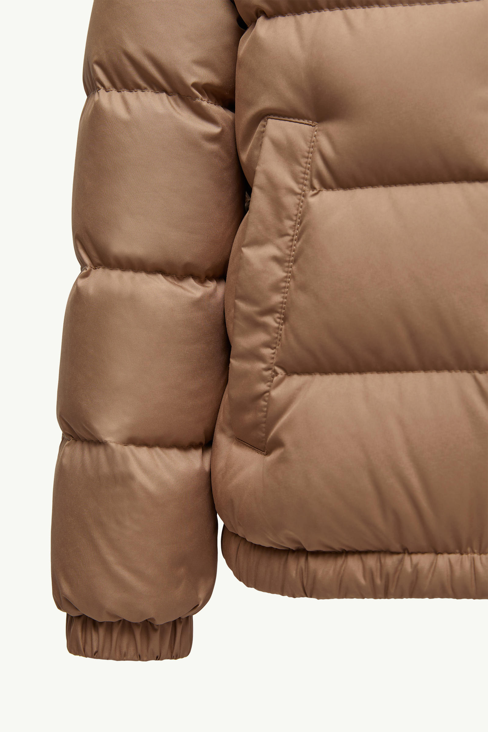 Vard Teddy-Trimmed Down Jacket Girl Camel Beige Moncler 5