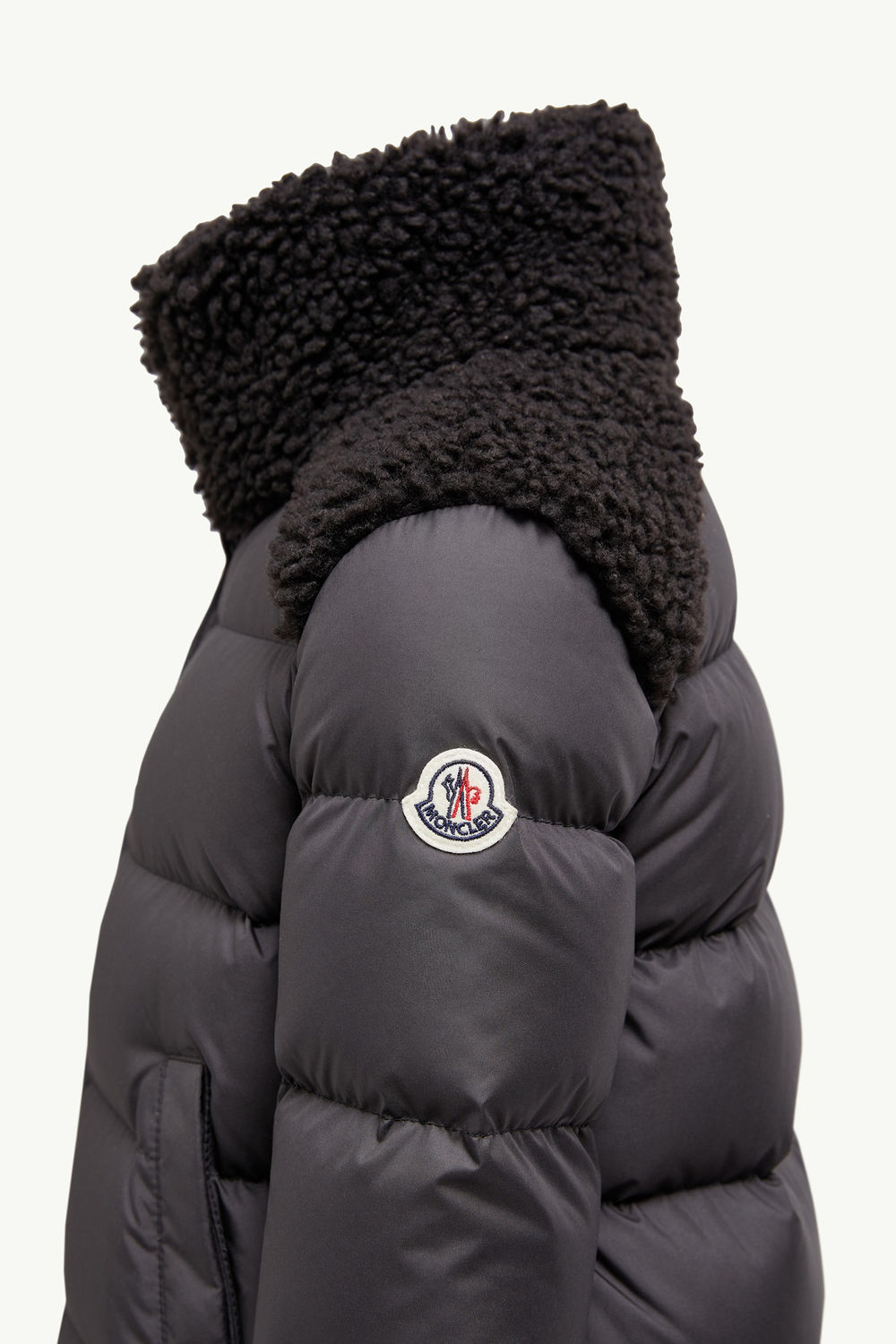 Vard Teddy-Trimmed Down Jacket Girl Black Moncler 1