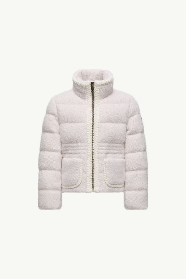https://moncler-cdn.thron.com/api/v1/content-delivery/shares/dpx6uv/contents/K29541A0009589B4N081_F/image/K29541A0009589B4N081_F