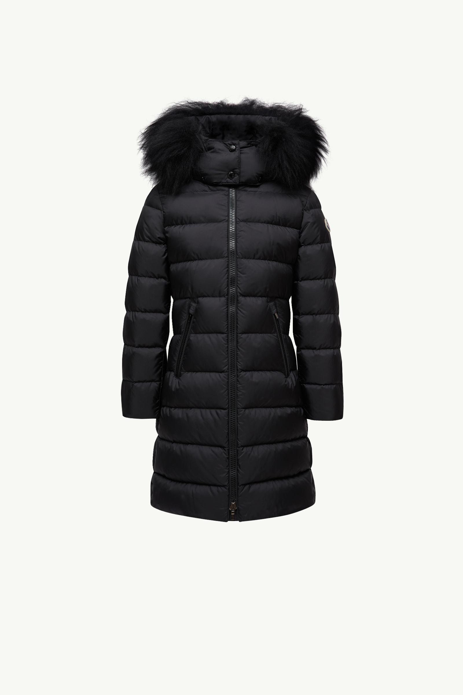 MONCLER ABELLE 14A リアルファー サスティナブルなリアルファーが新たな魅力！大人もOKサイズで