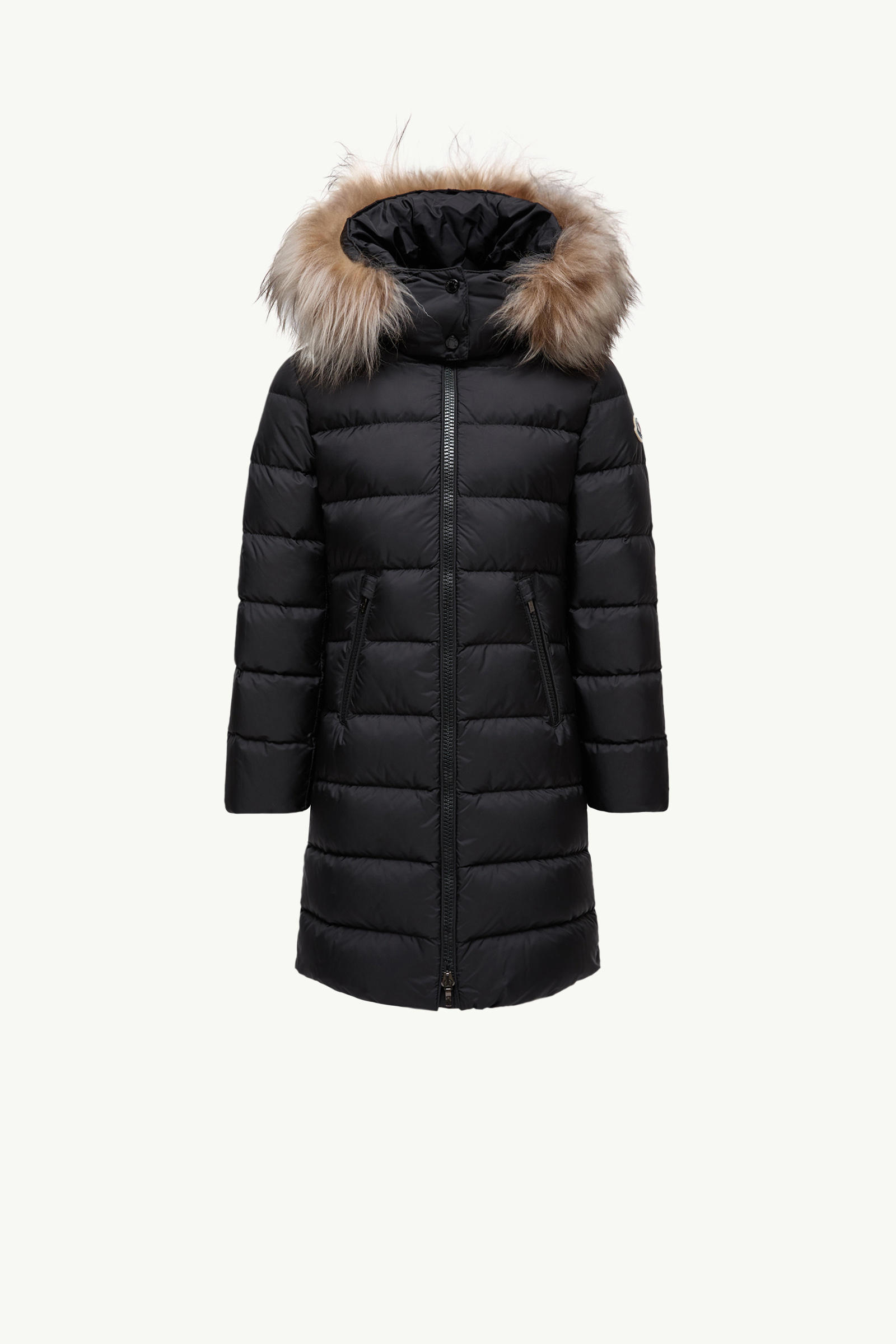 https://moncler-cdn.thron.com/api/v1/content-delivery/shares/dpx6uv/contents/K29541C0000953A5E99M_F/image/K29541C0000953A5E99M_F
