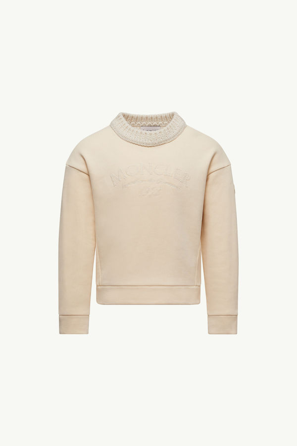 https://moncler-cdn.thron.com/api/v1/content-delivery/shares/dpx6uv/contents/K29548G00014899PS050_F/image/K29548G00014899PS050_F