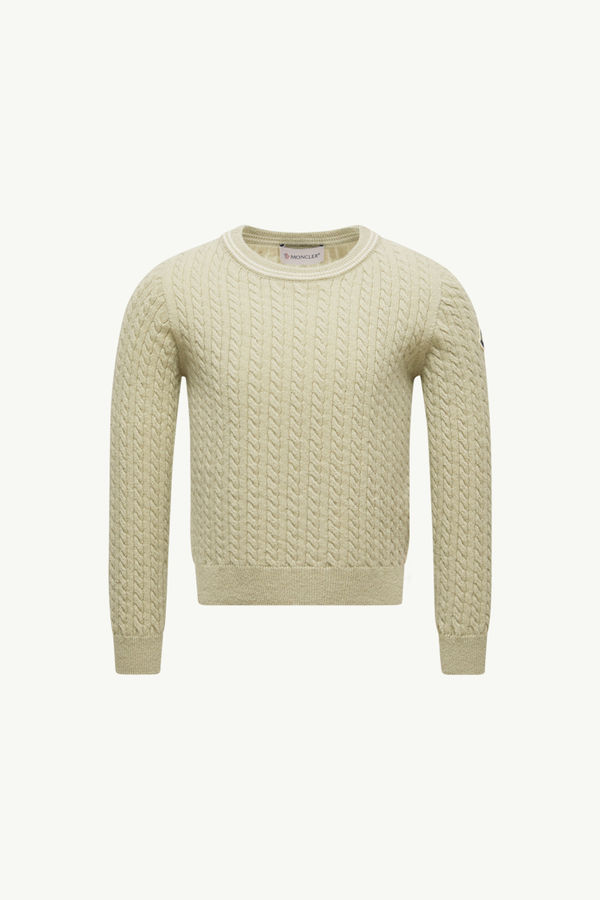 https://moncler-cdn.thron.com/api/v1/content-delivery/shares/dpx6uv/contents/K29549C00006M124180A_F/image/K29549C00006M124180A_F