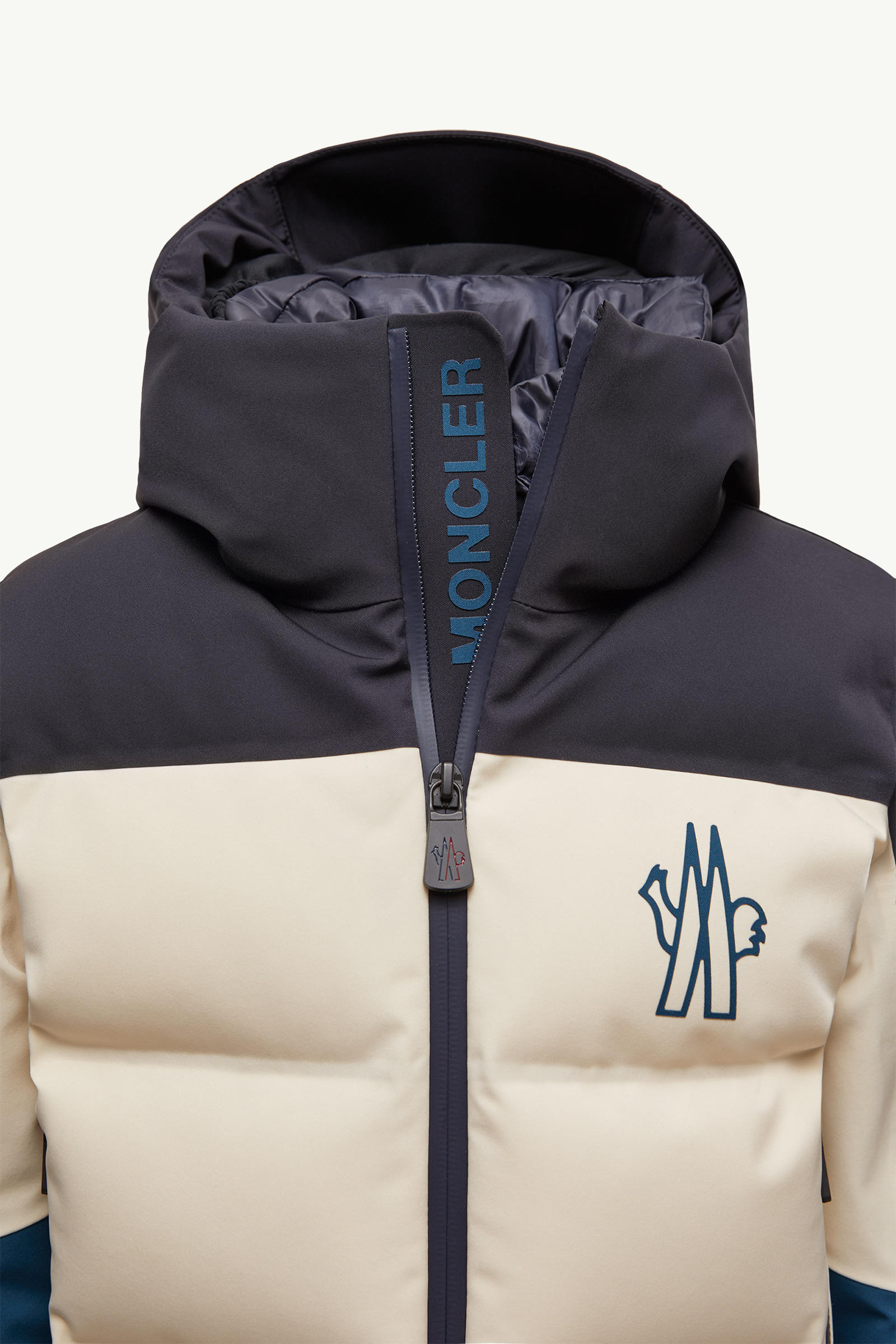 New Montmiral男童连帽羽绒滑雪夹克外套 男童 彩色 Moncler 3