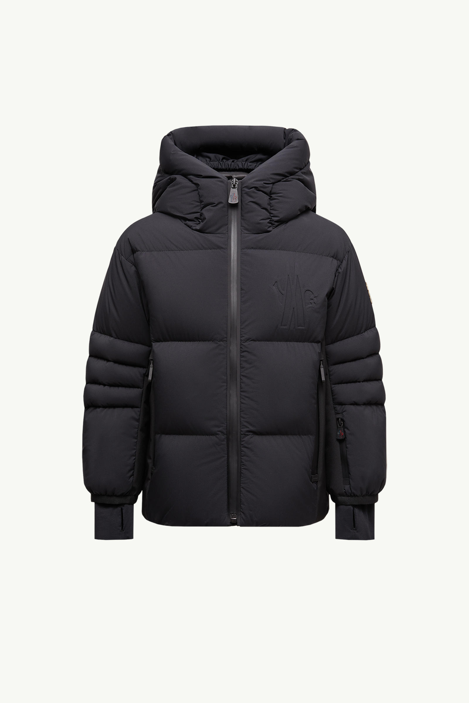 https://moncler-cdn.thron.com/api/v1/content-delivery/shares/dpx6uv/contents/K29571A00011539X6999_F/image/K29571A00011539X6999_F