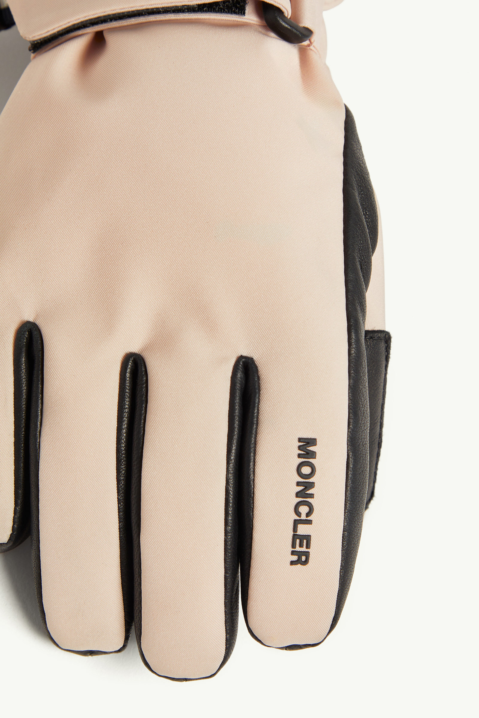 Padded Gloves Girl Pink Moncler 3