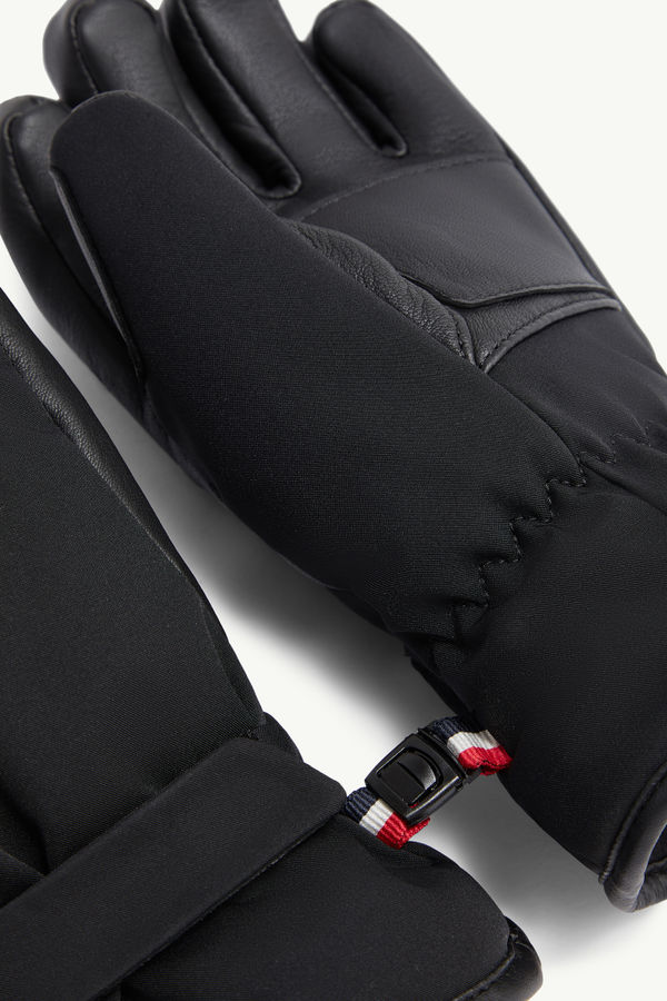 Padded Gloves Gender Neutral Black Moncler 2