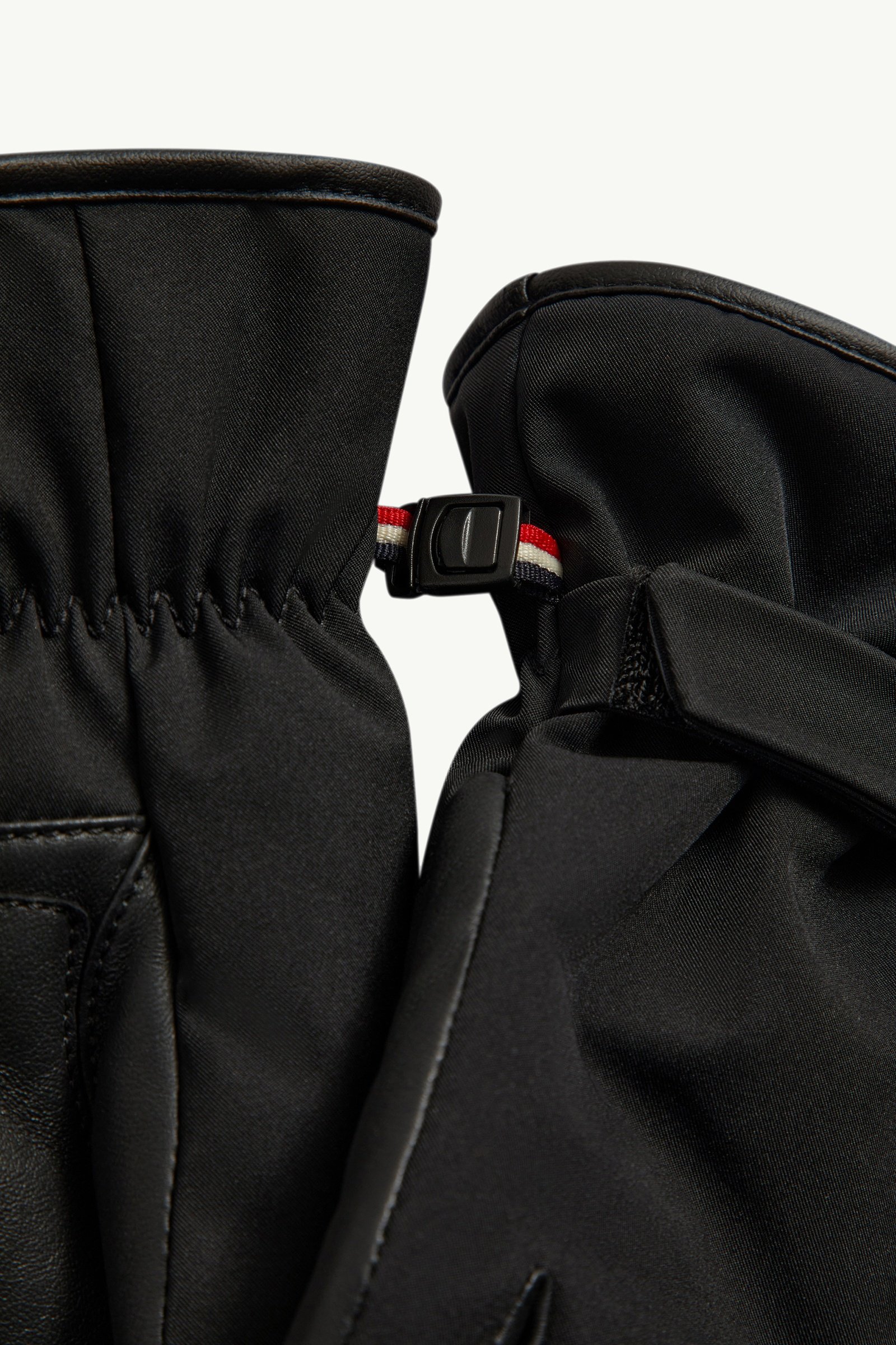 Black Padded Gloves - Accessories & Shoes for Children | Moncler US