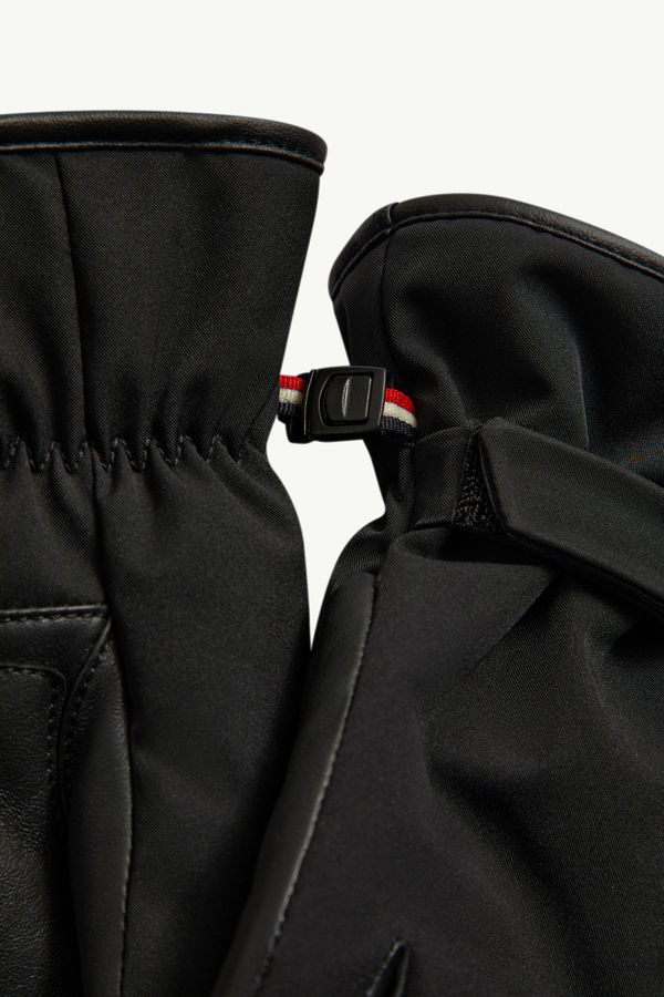 Padded Gloves Gender Neutral Black Moncler 4