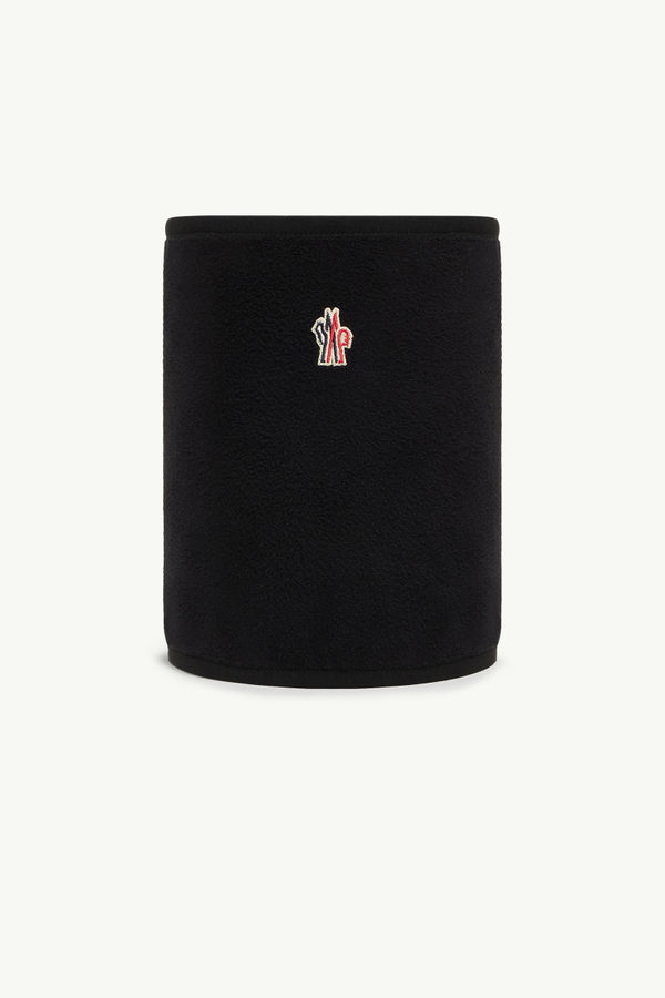 https://moncler-cdn.thron.com/api/v1/content-delivery/shares/dpx6uv/contents/K29573C0000180093999_F/image/K29573C0000180093999_F