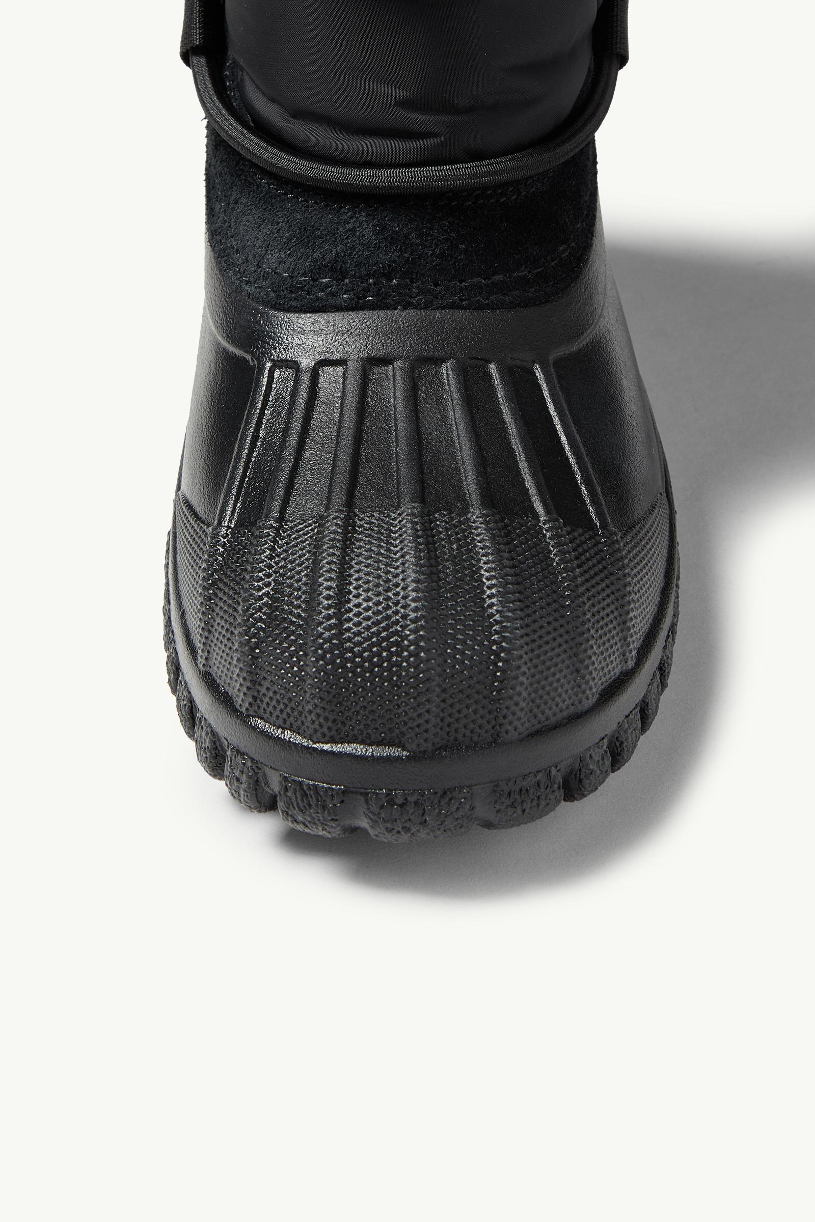 Chris Boots Gender Neutral Black Moncler 1