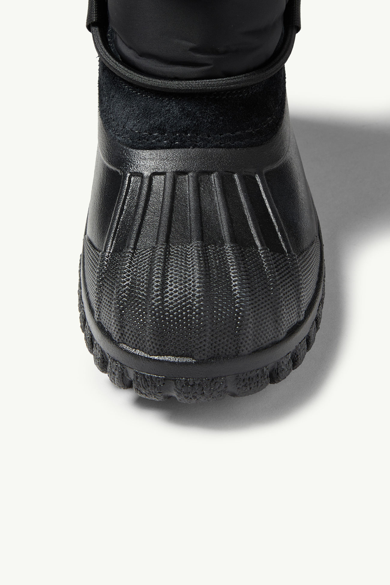 Chris Stiefel mit Kunstfellbesatz Genderneutral Schwarz Moncler 1