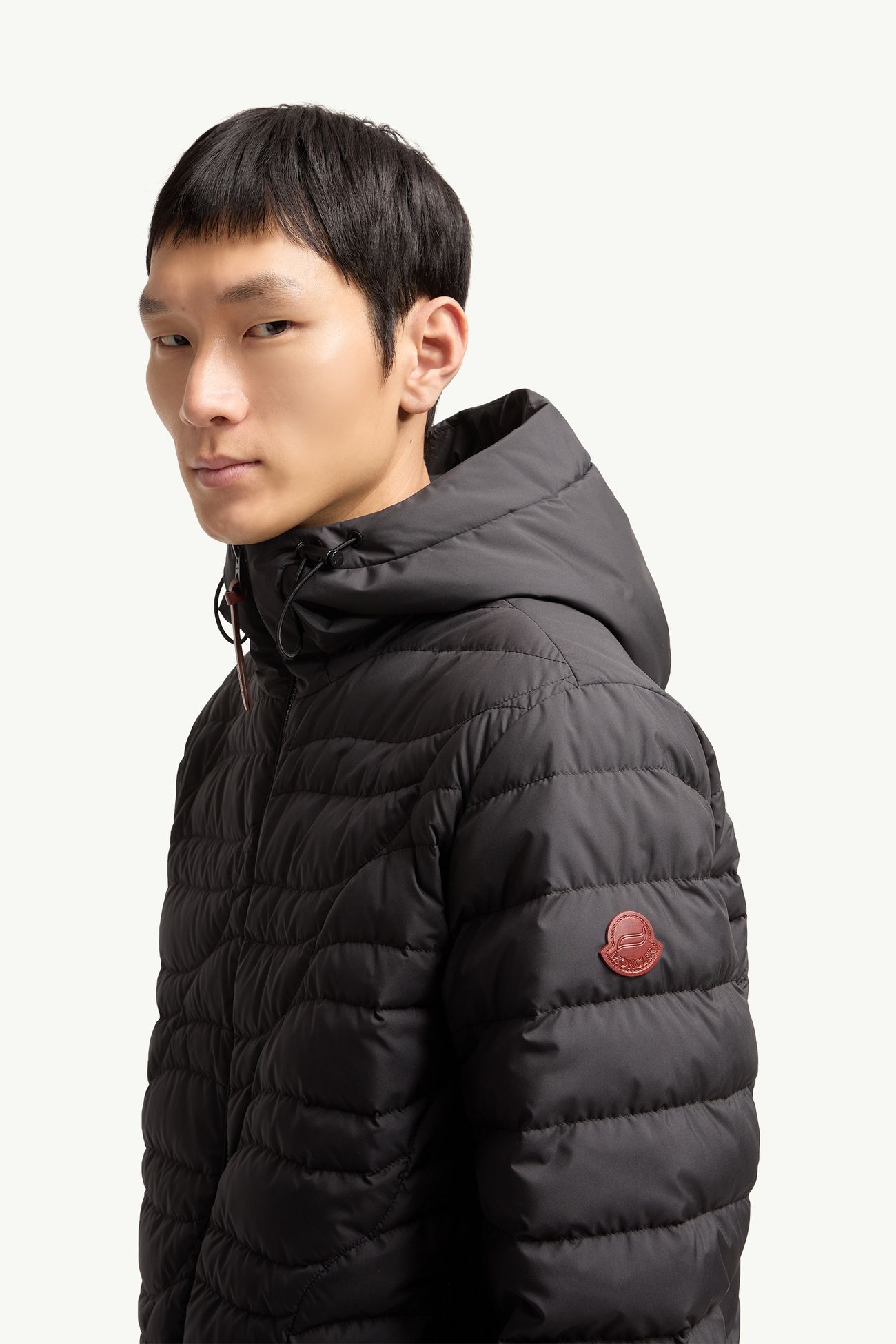 Chitu Hooded Short Down Jacket Men Black Moncler 1