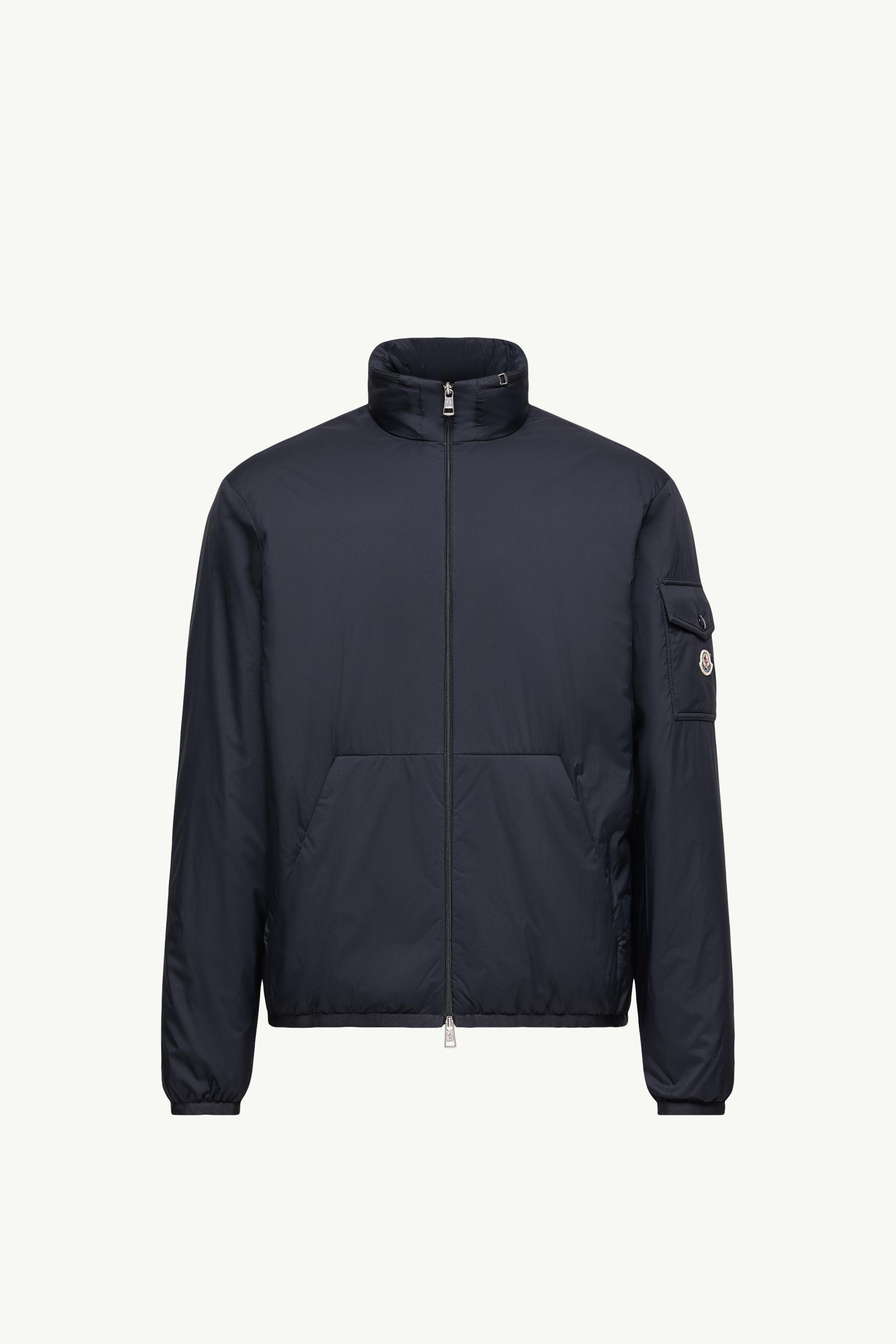 https://moncler-cdn.thron.com/api/v1/content-delivery/shares/dpx6uv/contents/L10911A00014597YD776_F/image/L10911A00014597YD776_F