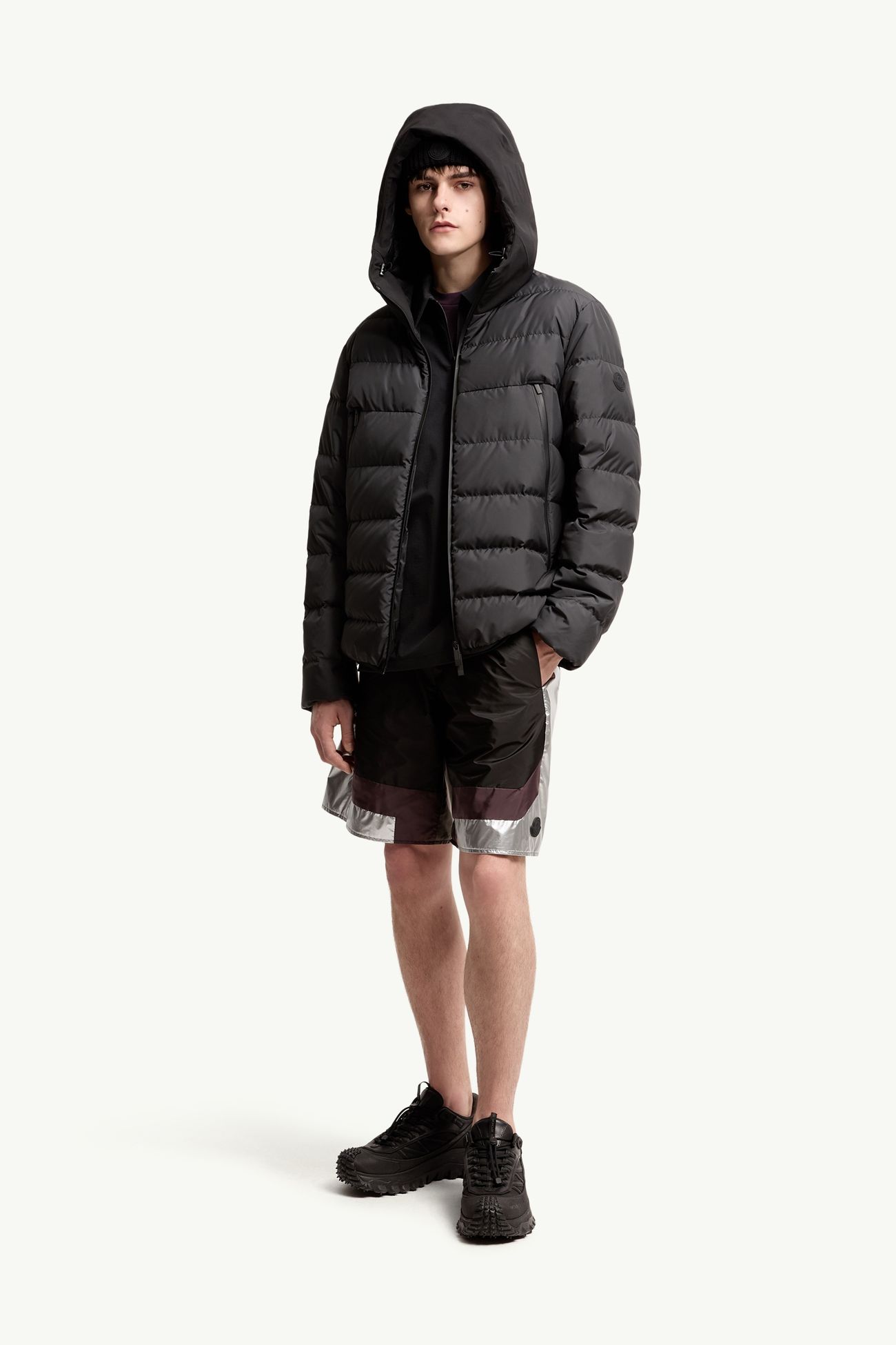 Vega Hooded Short Down Jacket Men Black Moncler 0