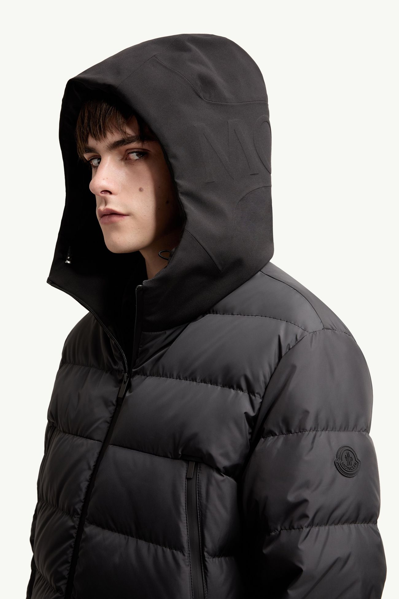 Vega Hooded Short Down Jacket Men Black Moncler 1
