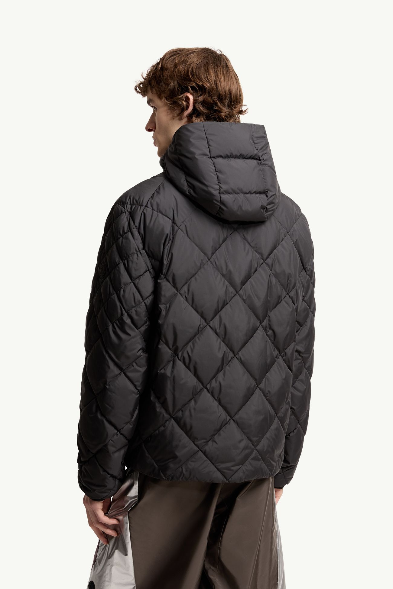 Merak男士几何绗缝连帽短款羽绒夹克外套 男士 黑色 Moncler 4