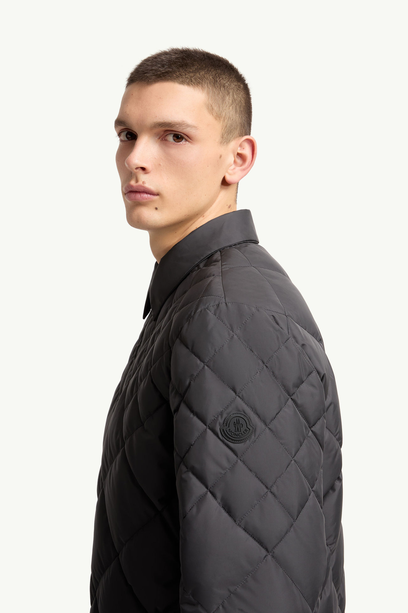 Giacca camicia imbottita e trapuntata a diamante Atria Uomo Nero Moncler 1