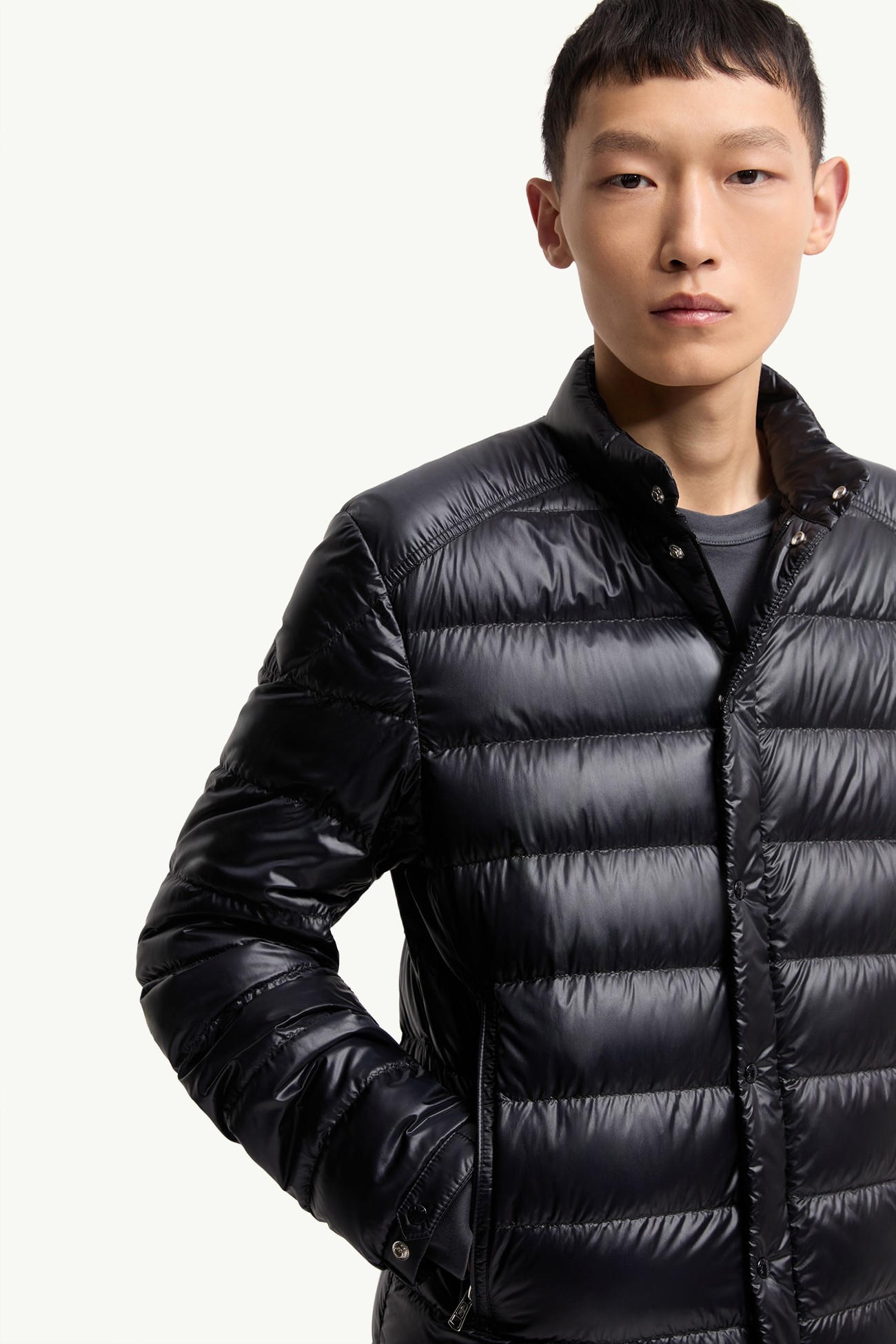 Piumino corto Selves Uomo Blu Scuro Lucido Moncler 5