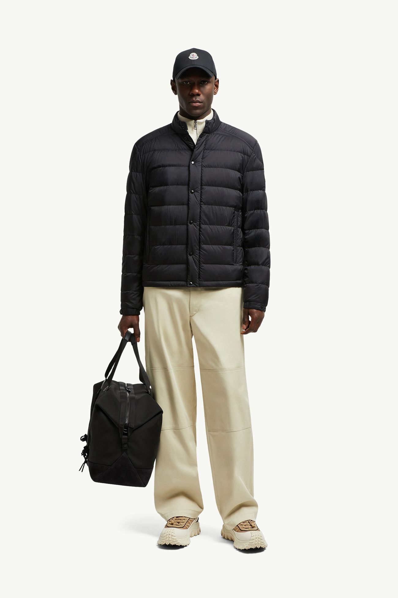 Selves 쇼트 다운 재킷 남성 블랙 Moncler 0