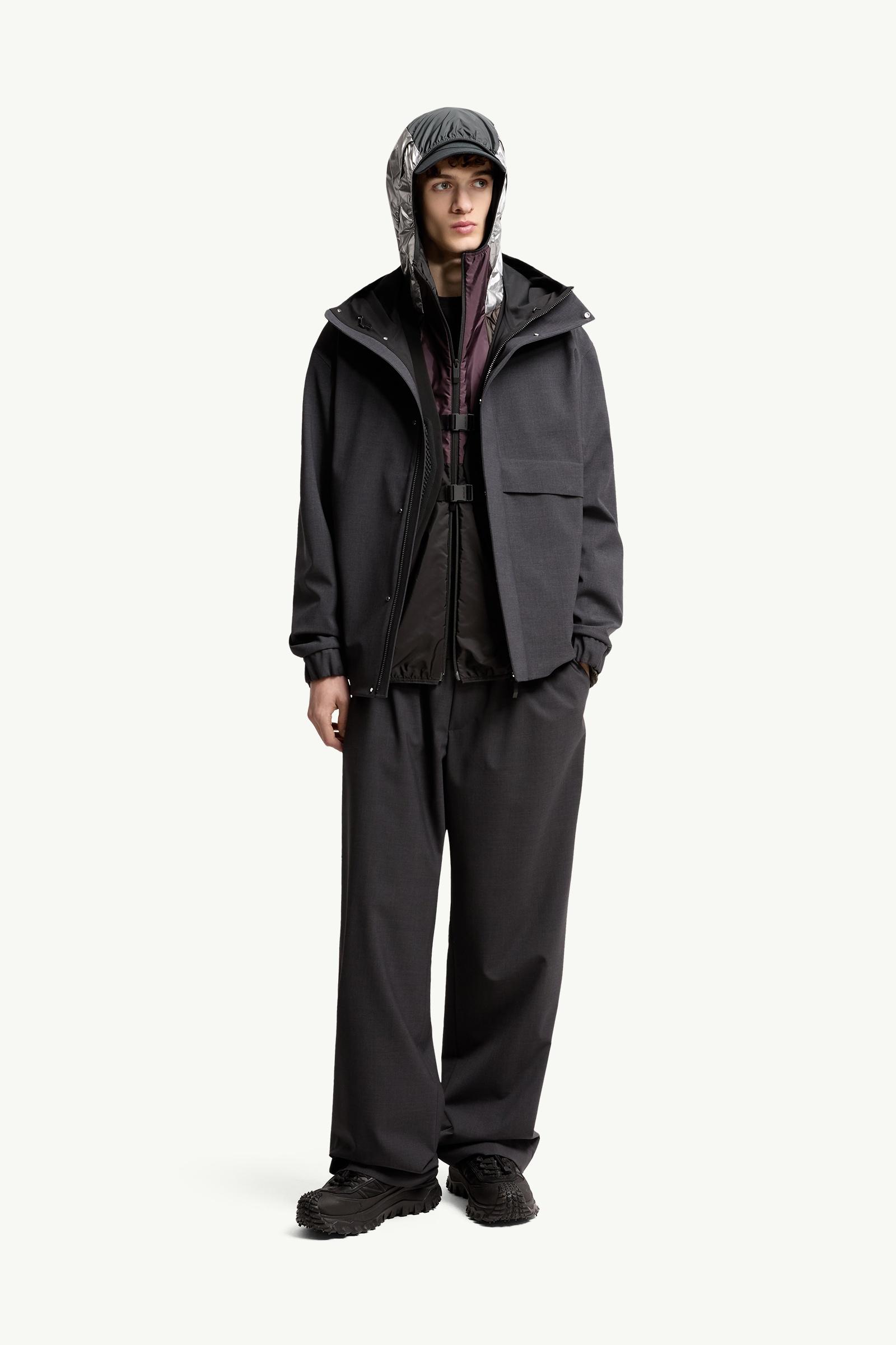 ち　　MONCLER Dark Gray Sillon Hooded Jacket - Windbreakers & Raincoats for Men