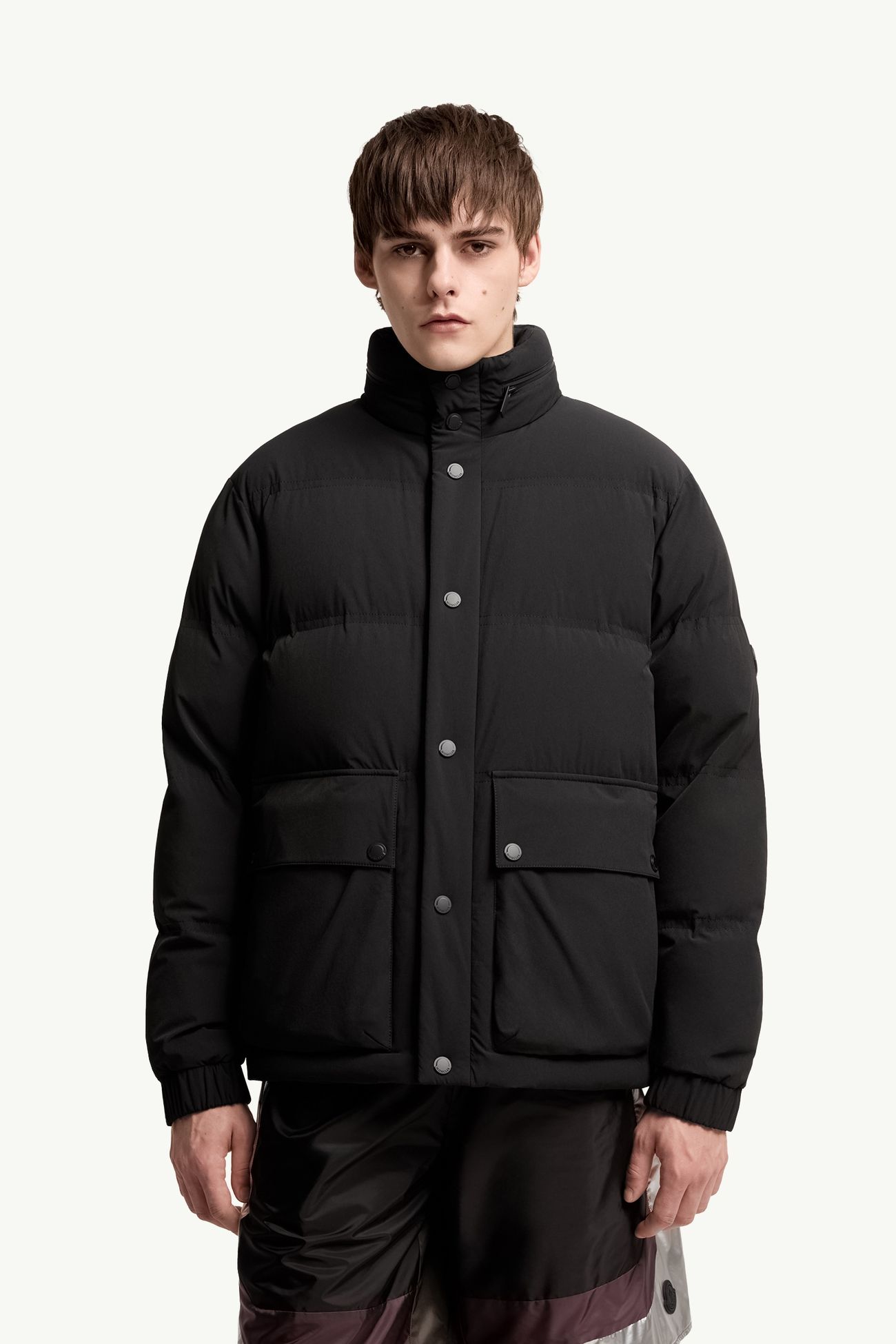 Plumífero corto Adhara Hombre Negro Moncler 3