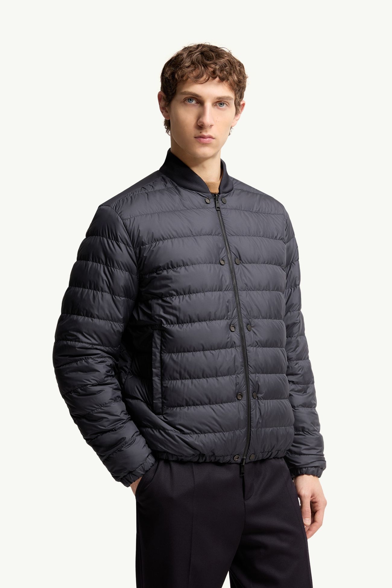 Tafoni wendbare Daunen-Bomberjacke Herren Navyblau Moncler 5
