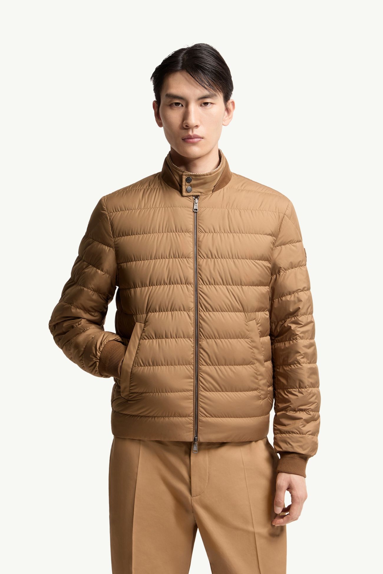 Plumífero corto reversible Almogordo Hombre Beige Moncler 5