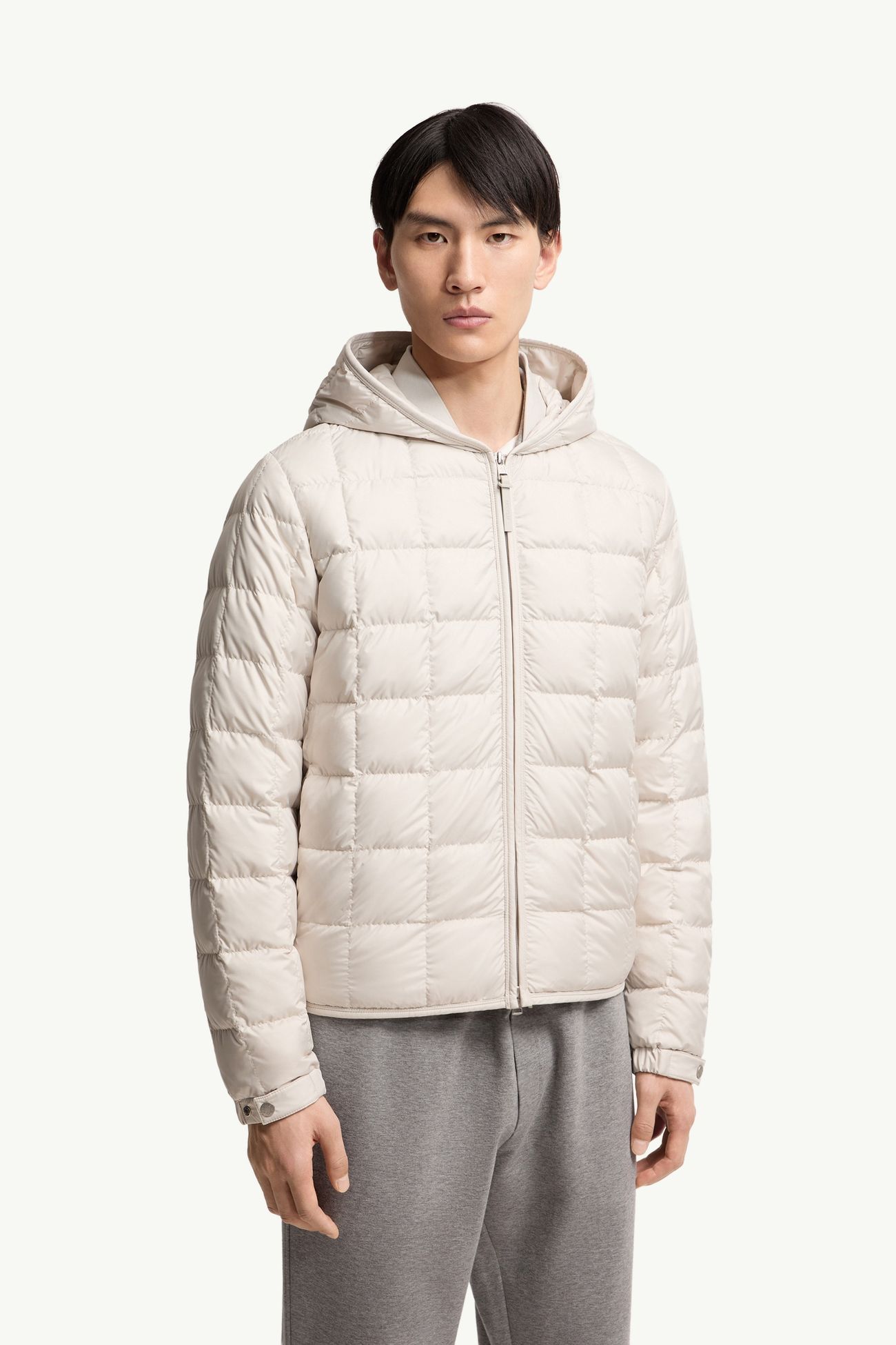 Tahrir男士方形绗缝连帽羽绒夹克外套 男士 浅米色 Moncler 3