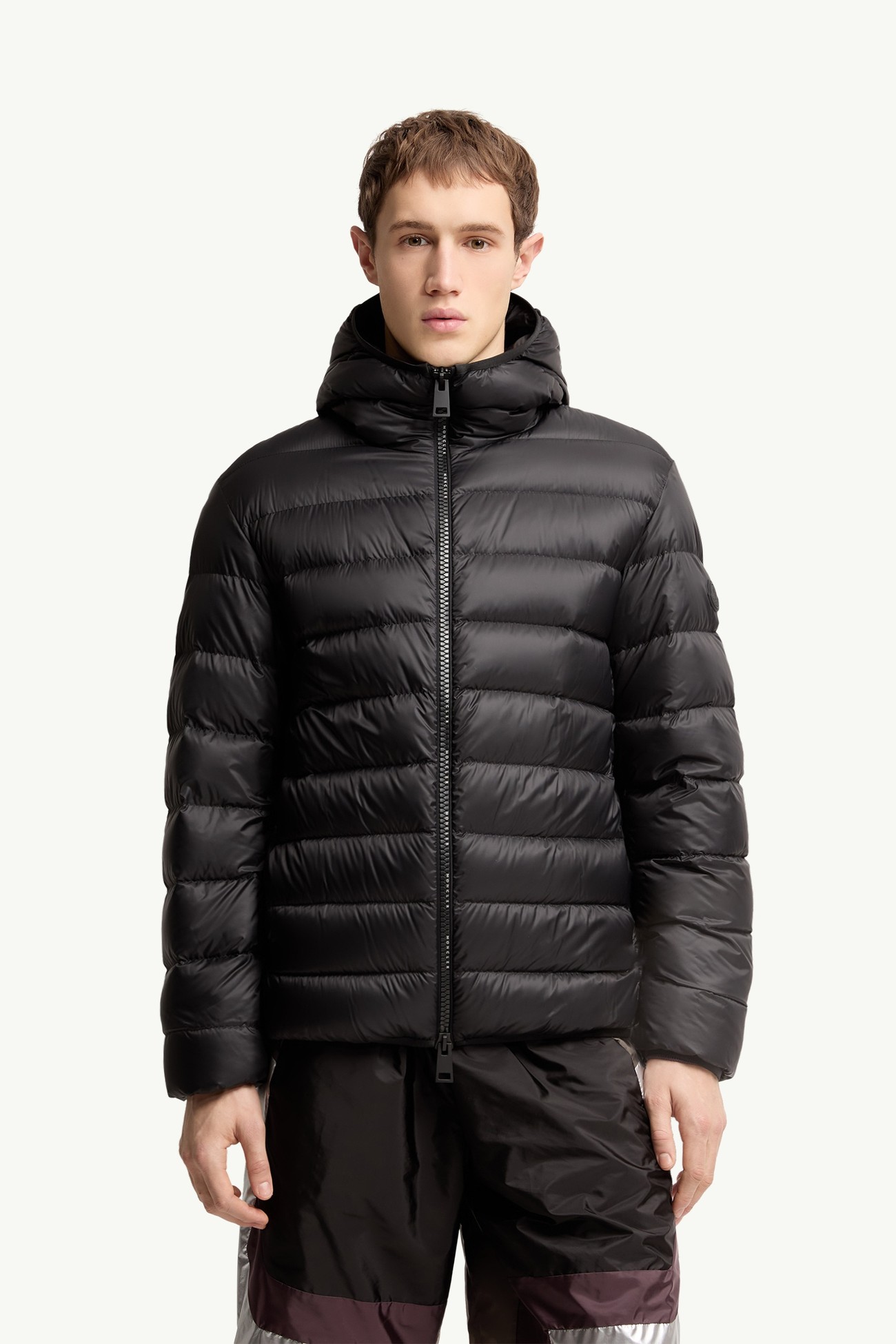 Plumífero corto con capucha Alrai Hombre Negro Moncler 3