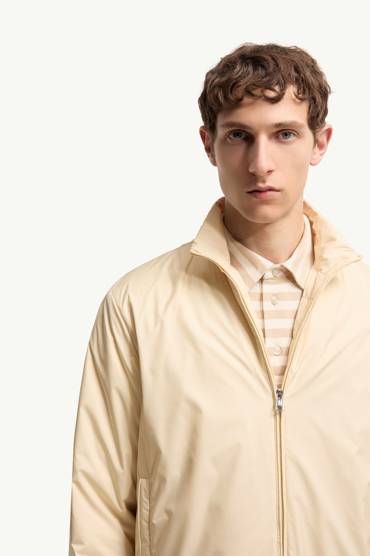 Berre Short Down Jacket Men Ochre Yellow Moncler 5