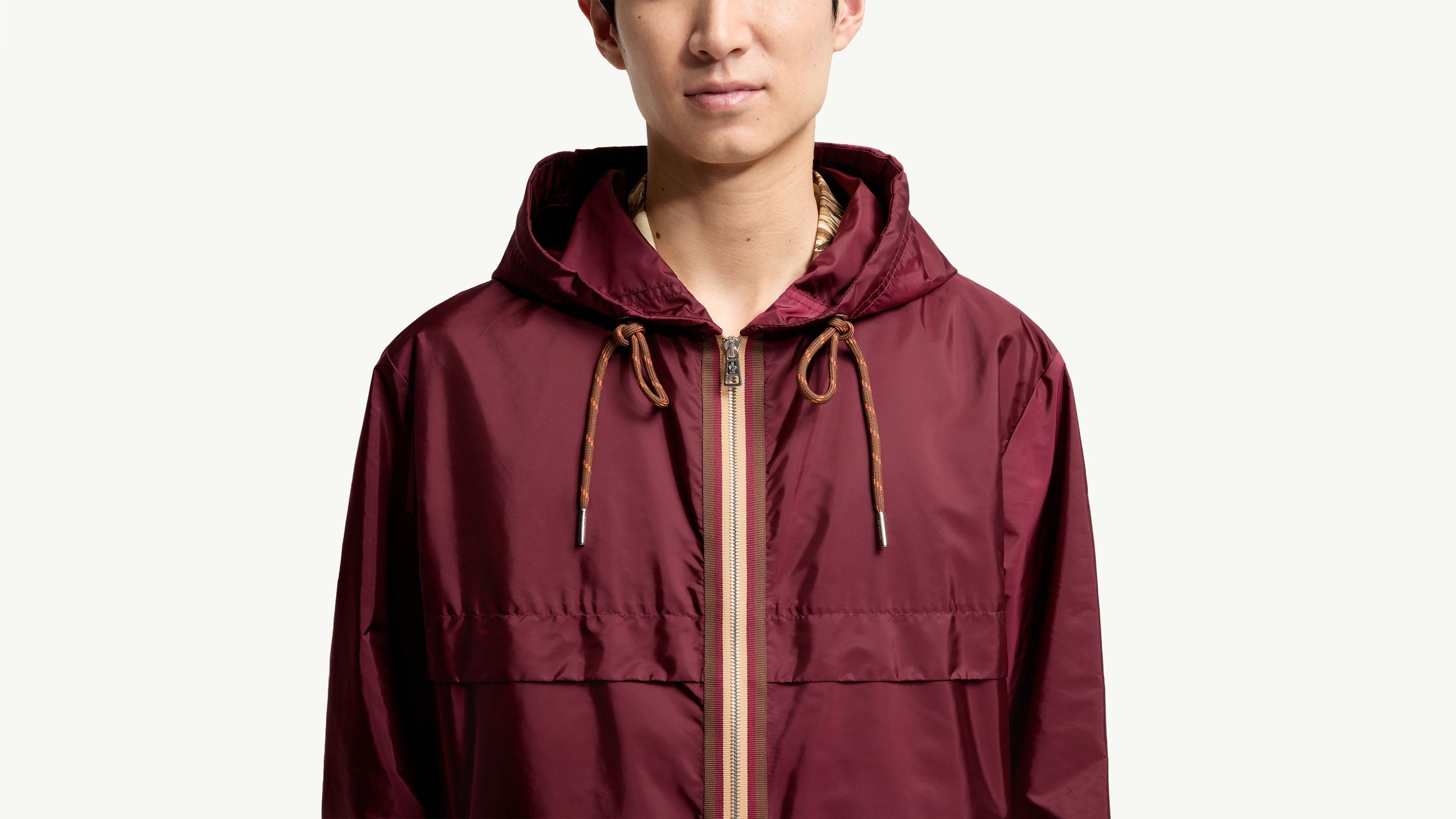 Slide 1 - Nachgezeichnete Besätze