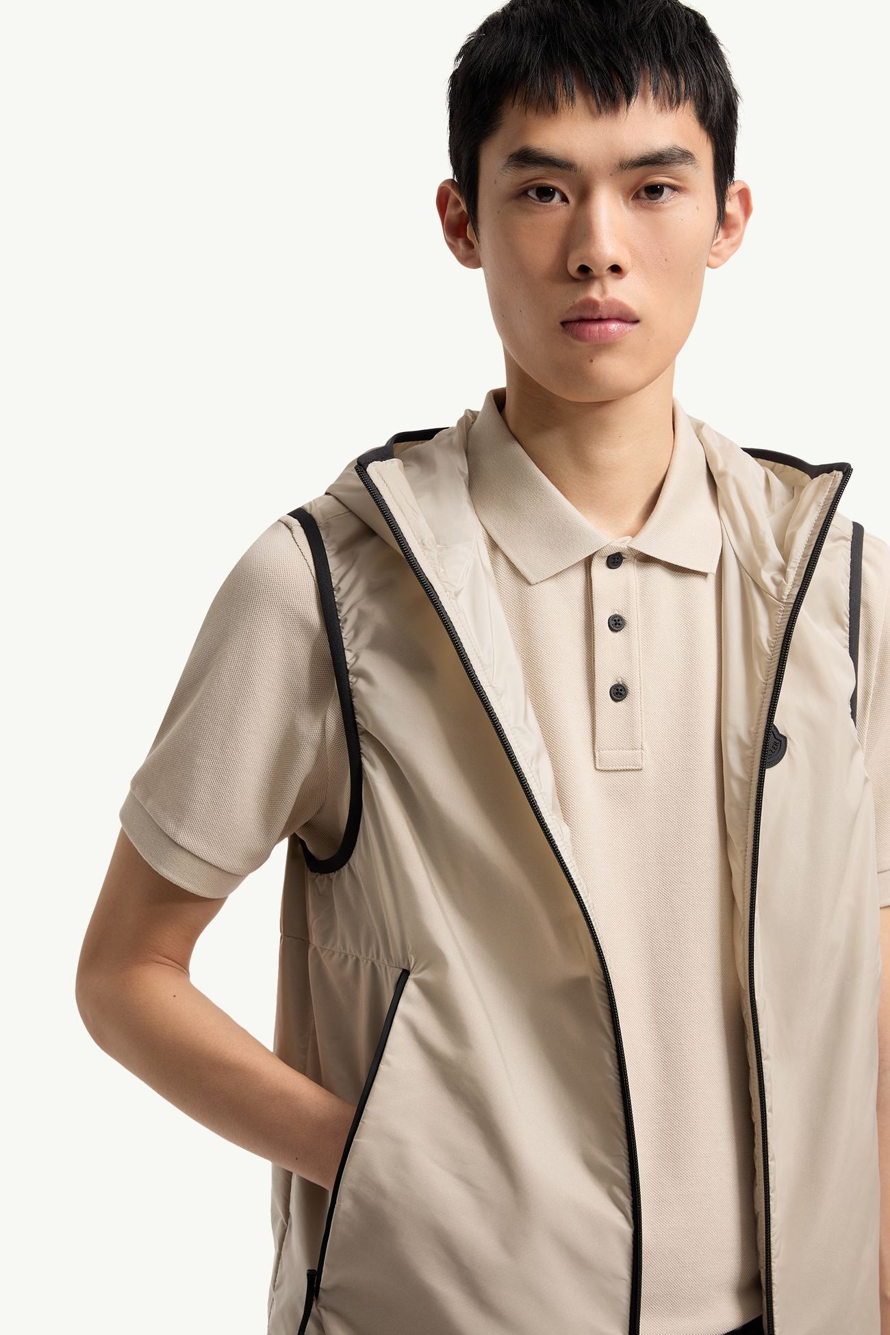 Moretan Hooded Gilet Men Light Beige Moncler 5