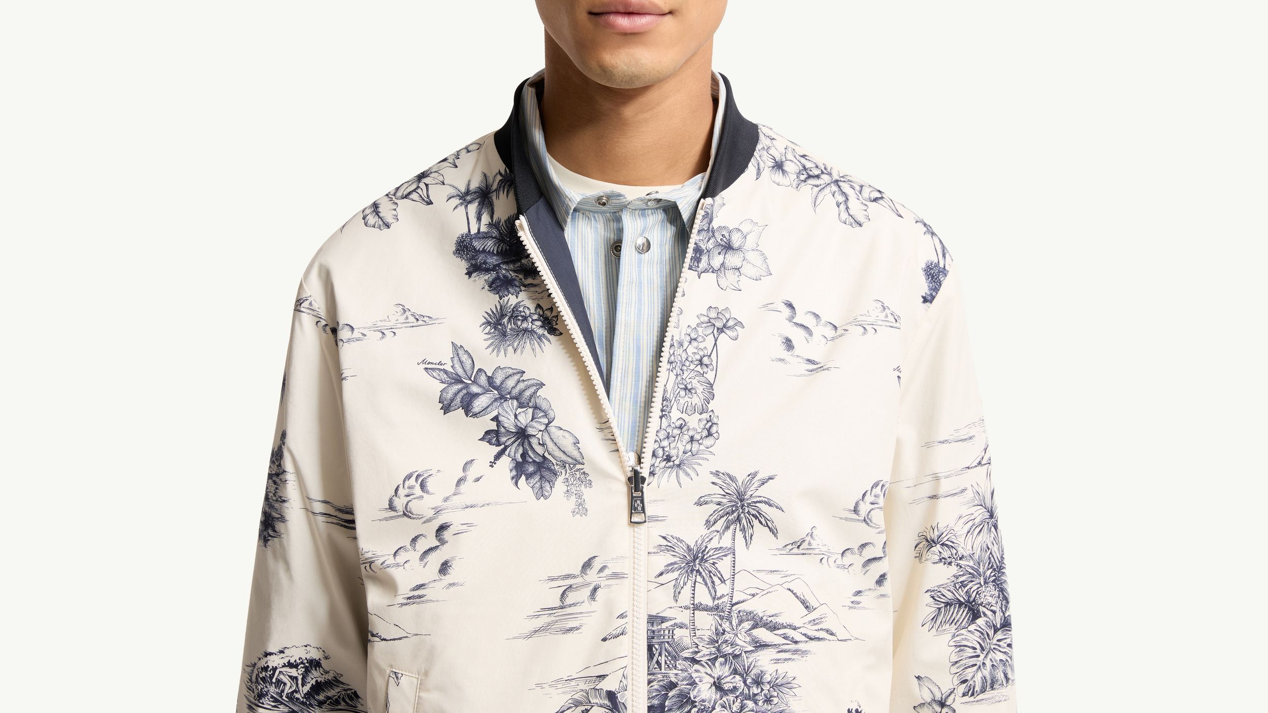 Slide 1 - product.feature.reversible.title