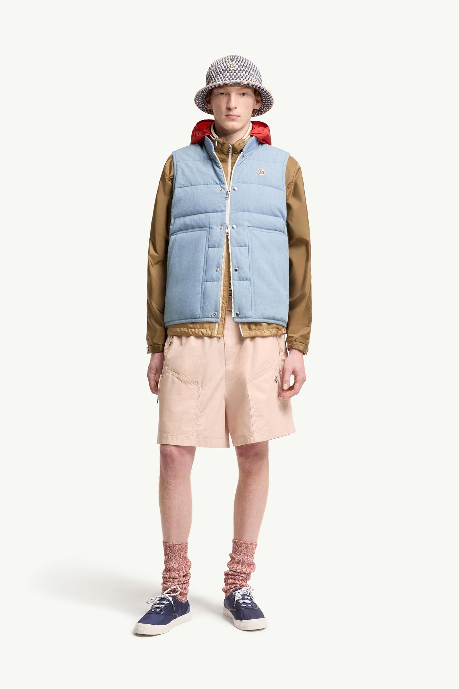 8月全品バーゲン中❣️【25万→13.8万】【クリーニング済】美品/ モンクレール　フラメッテ モンクレール JERIBE GIUBBOTTO F20911B54410 53333 ダウンジャケット