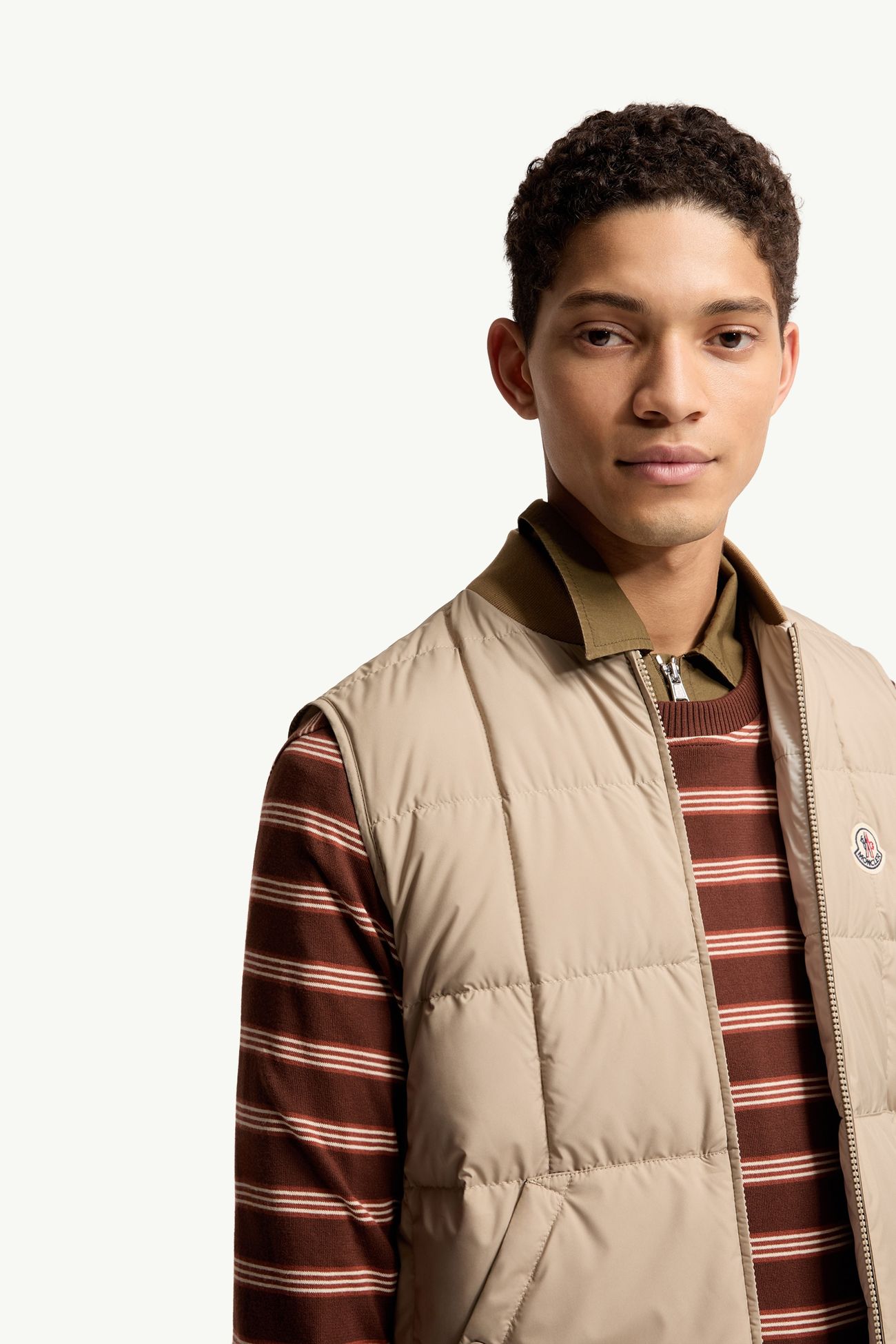 Doudoune sans manches à matelassage carré Elberton Hommes Gris Beige Moncler 5