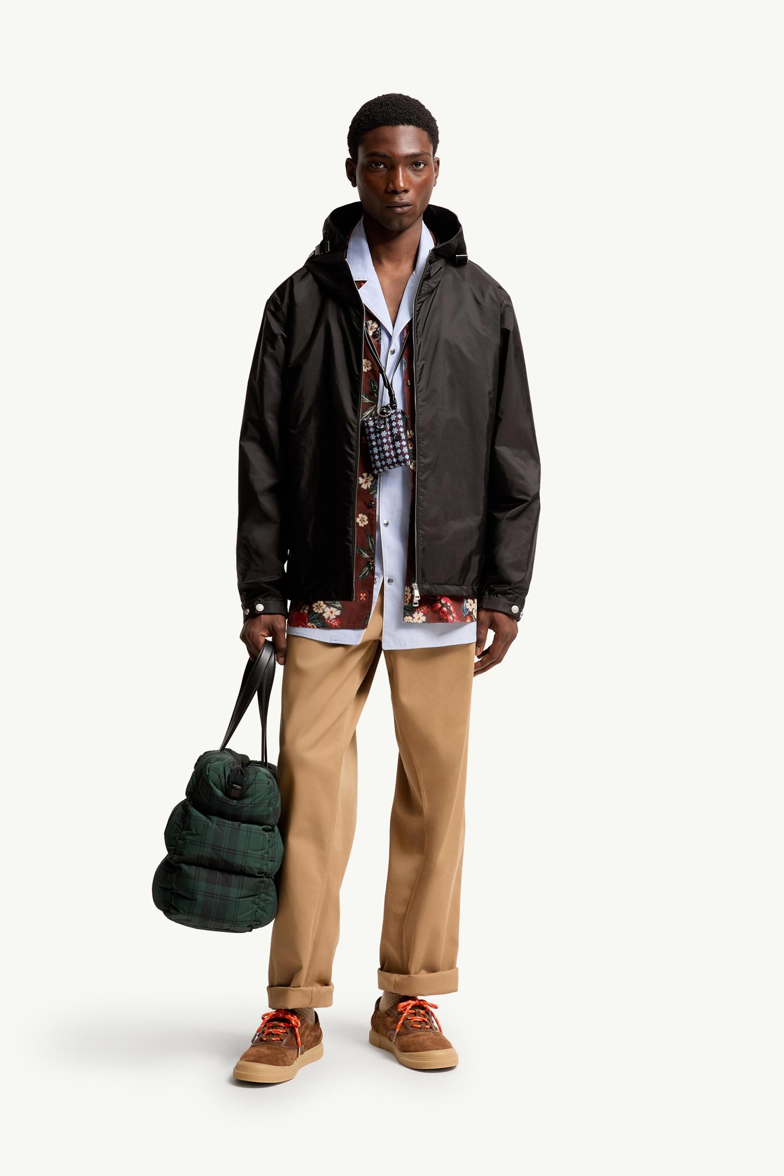 メンズ｜ウインドブレーカー＆レインコート｜モンクレール公式