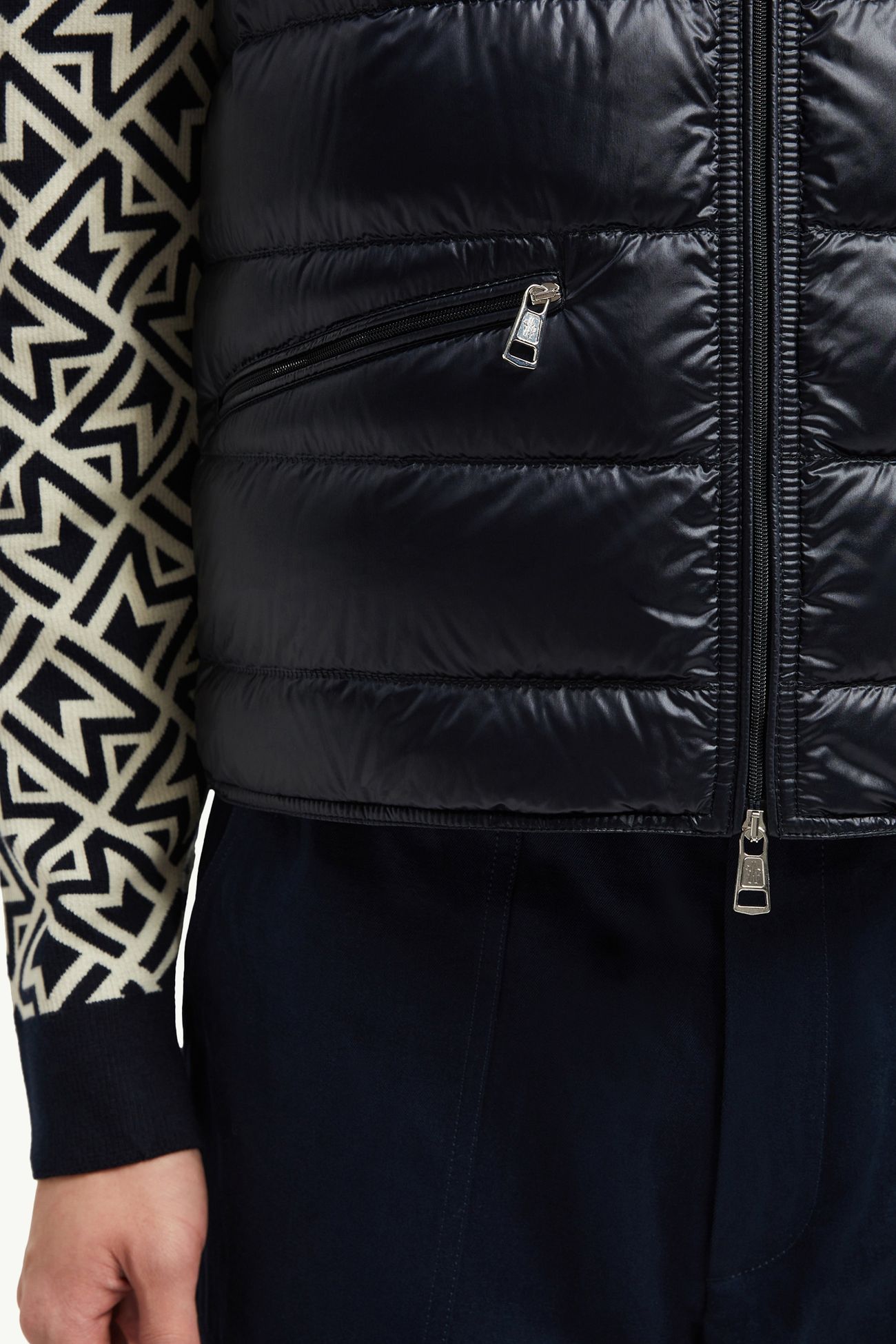 Gui Packable Down Gilet Men Night Blue Moncler 5